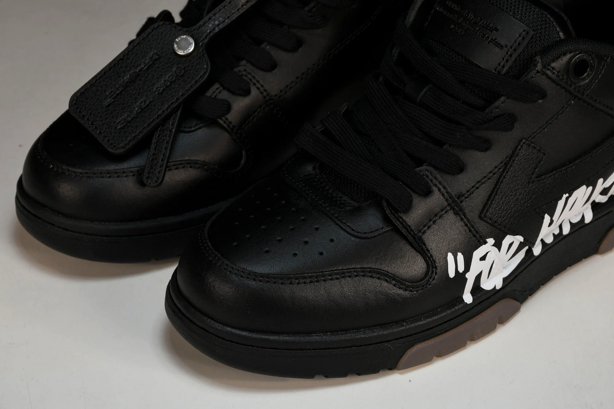 Off-White Out Of Office OOO Low Top 