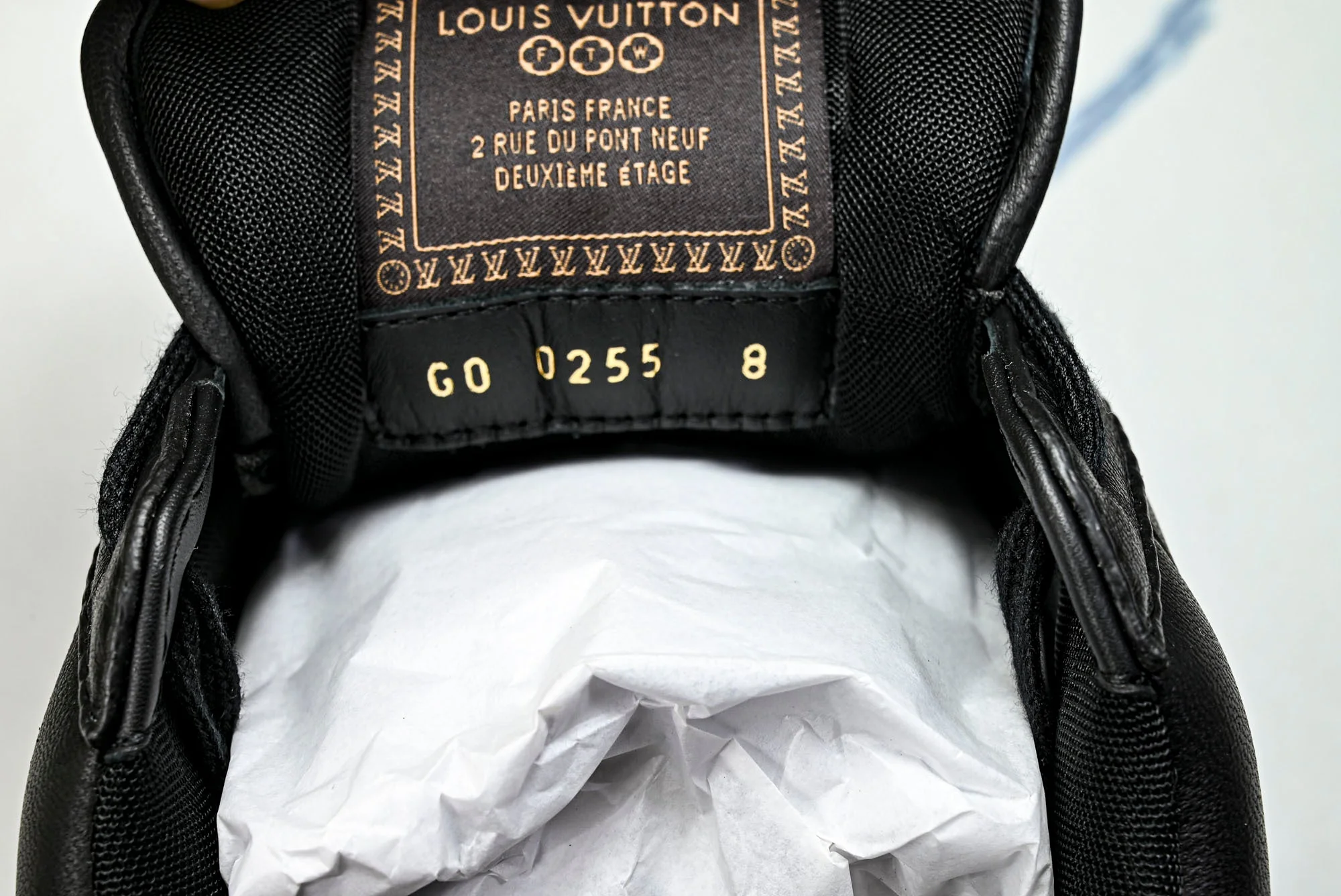 Louis Vuittоп Buttersoft 'Black'