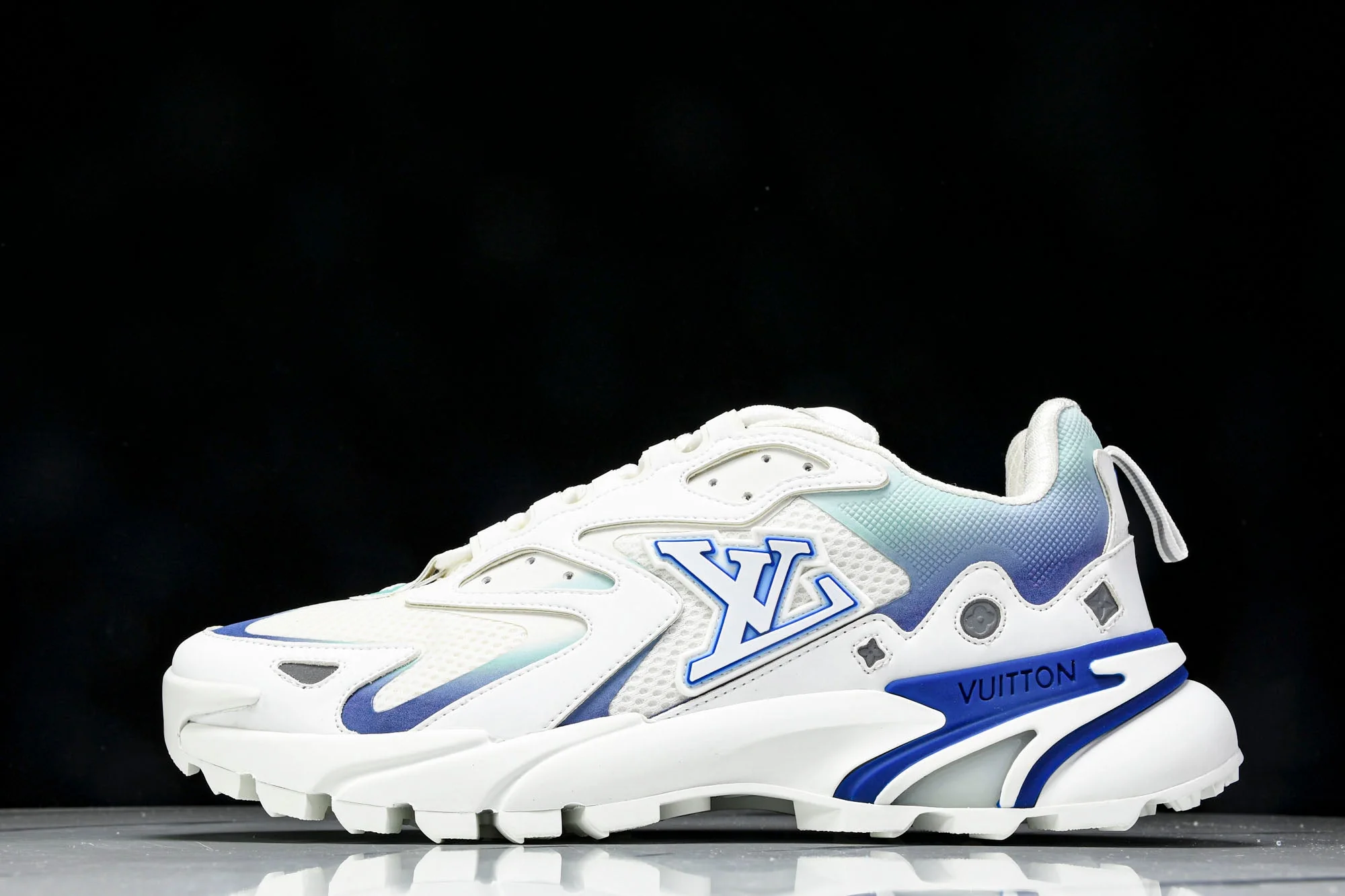 Louis Vuittоп Runner Tatic Sneaker 'White Blue'