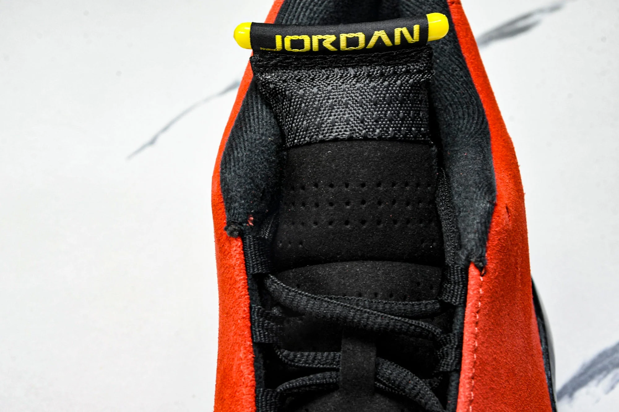 AJ14 Retro 'Ferrari'