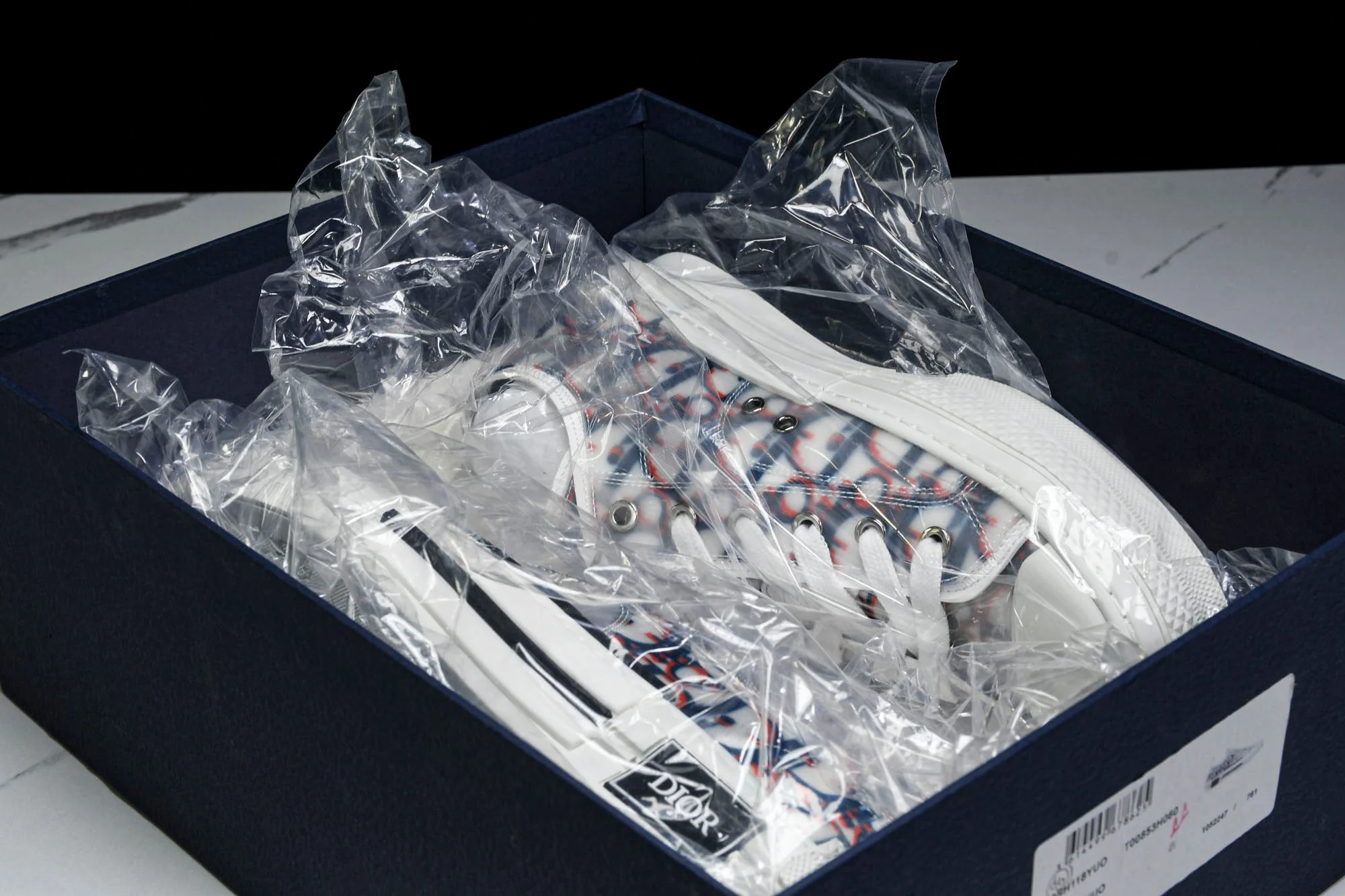 D1or B23 Low 'Oblique Red Blue Pixel'