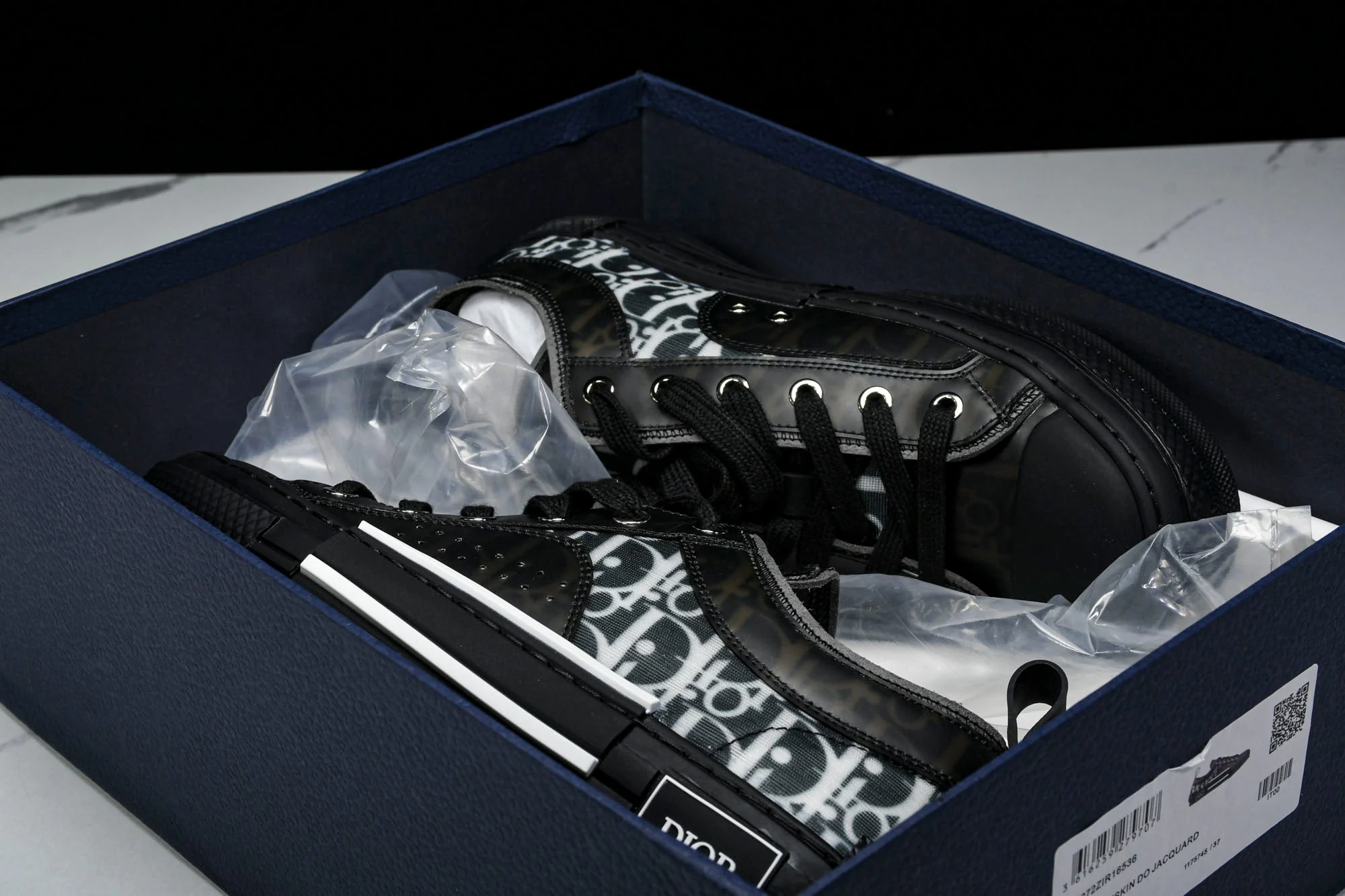 D1or B23 Low 'Oblique Black'