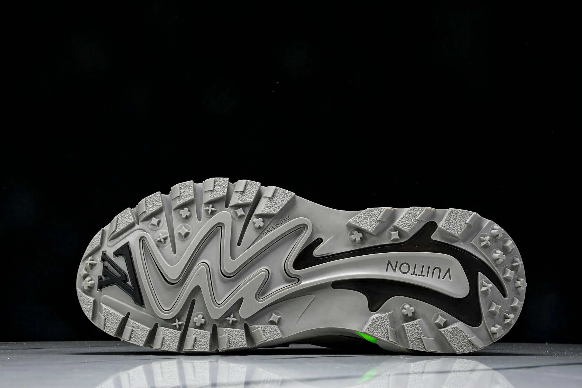 Louis Vuittоп Runner Tatic Sneaker 'Grey Green'