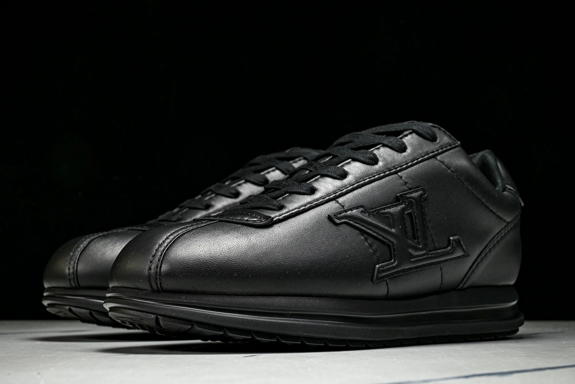 Louis Vuittоп Buttersoft 'Black'