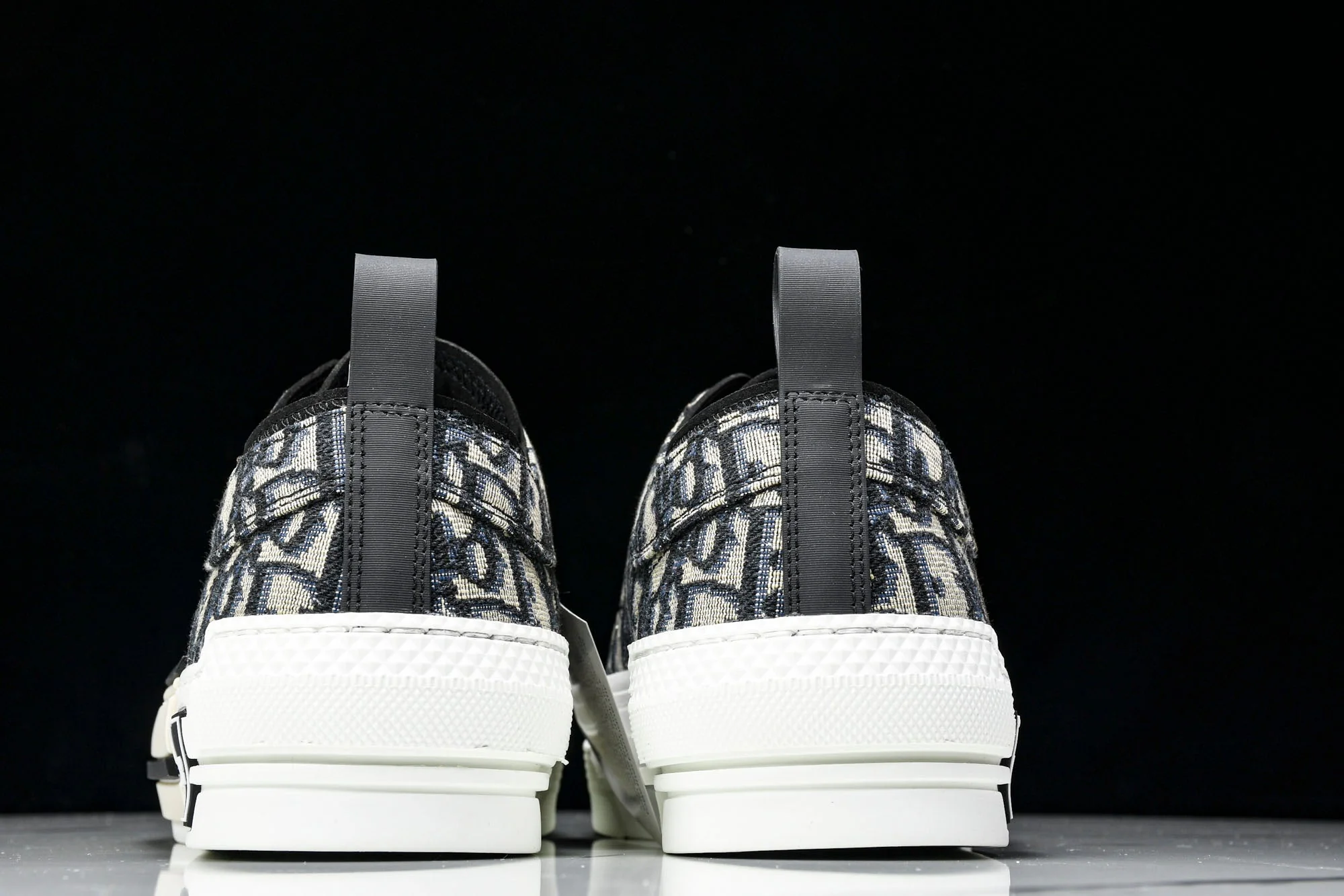 D1or B23 Low 'Oblique Jacquard'