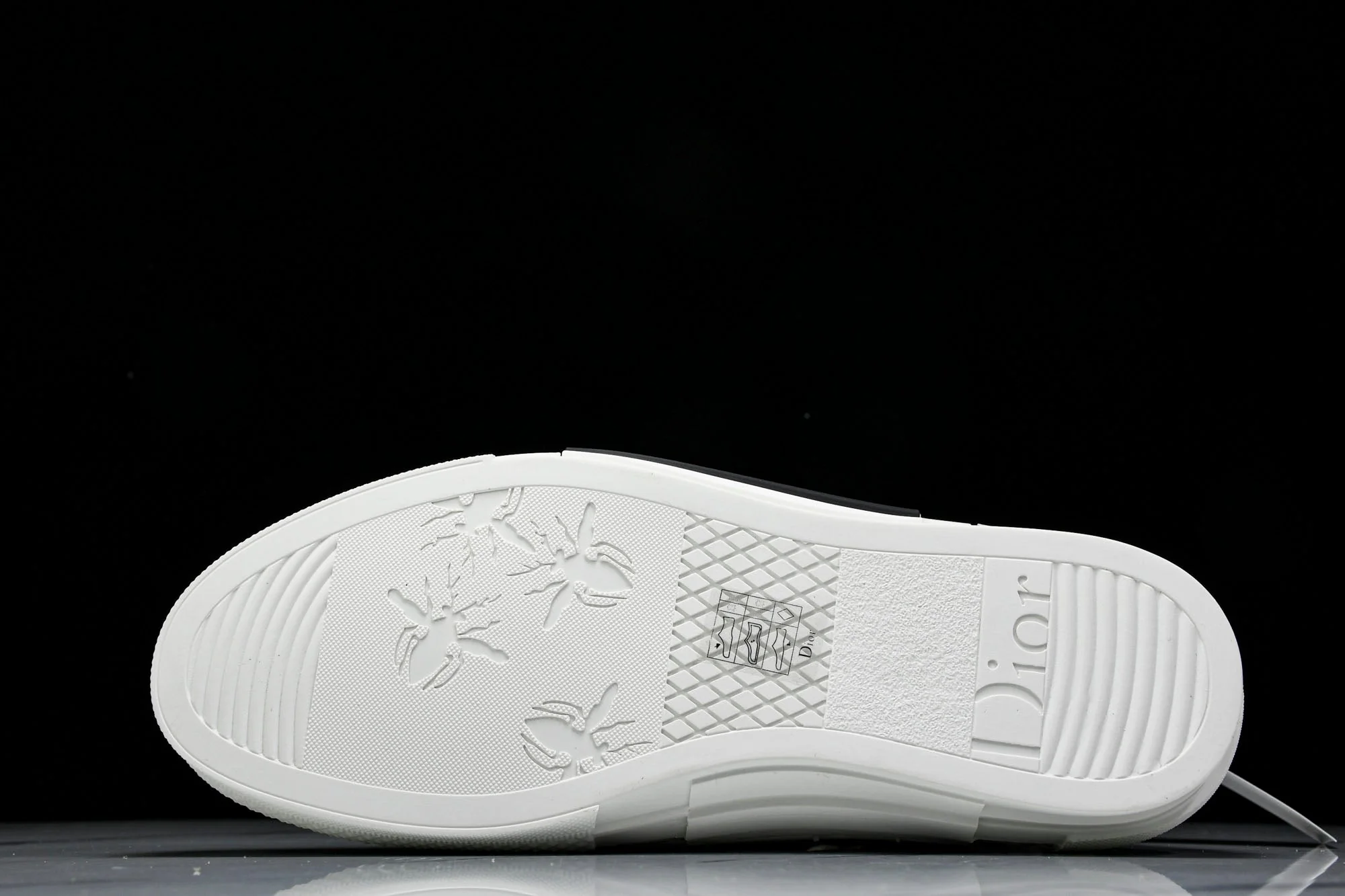 D1or B23 High 'Oblique Red Blue Pixel'