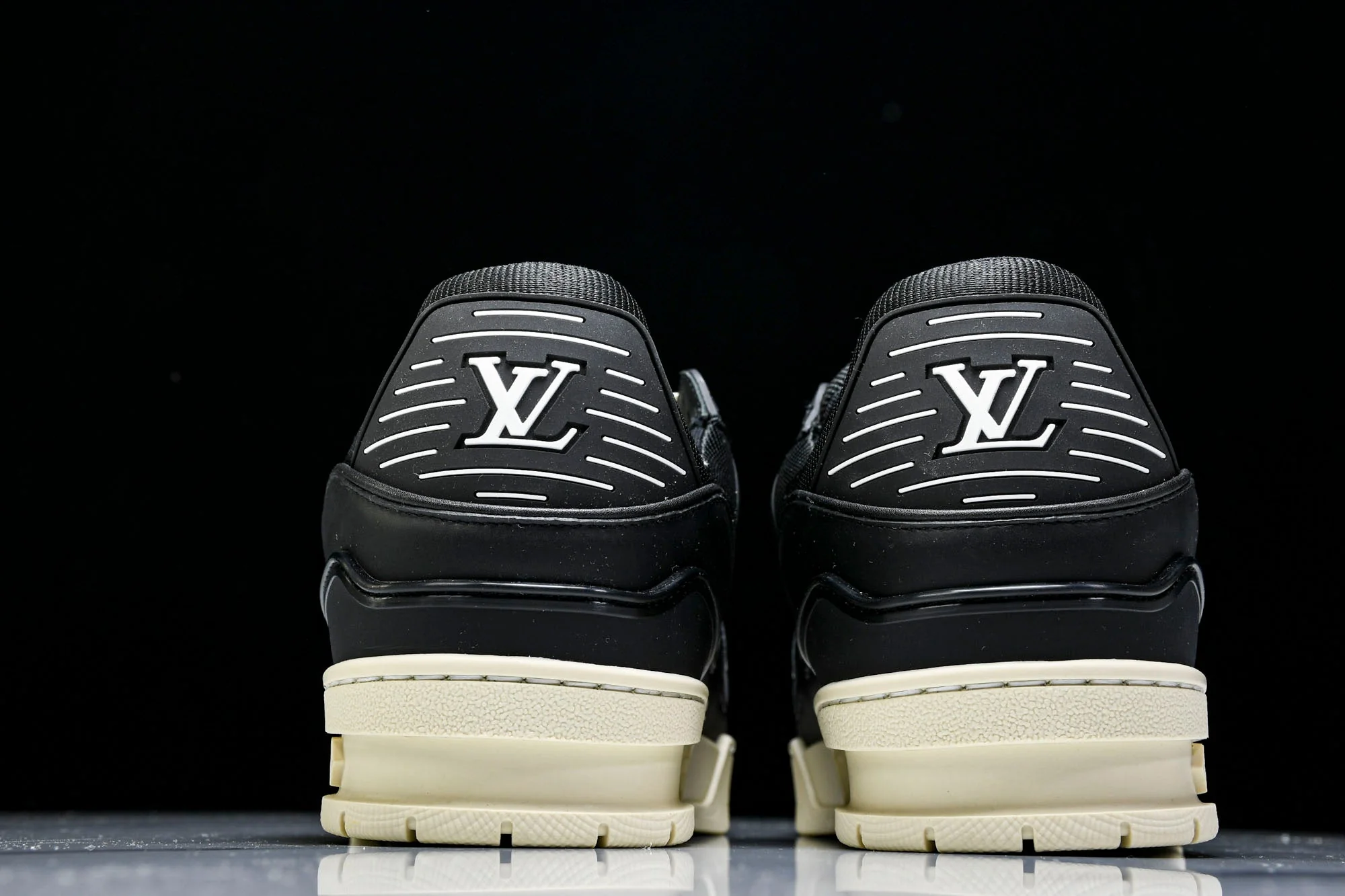 Louis Vuittоп Trainer Low 'Black'