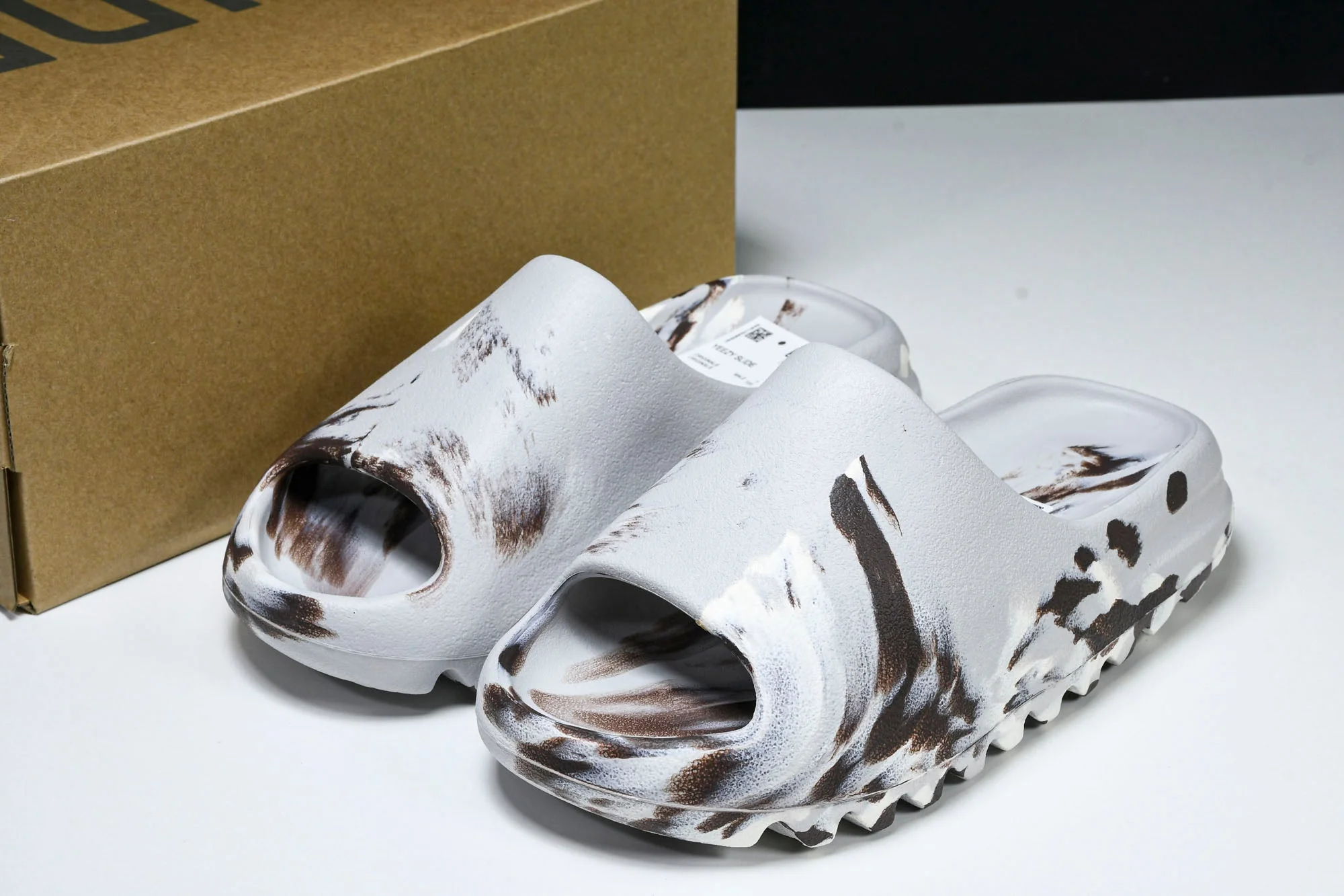 Yzy Slide 'MX Enflame Oil' (Unreleased)