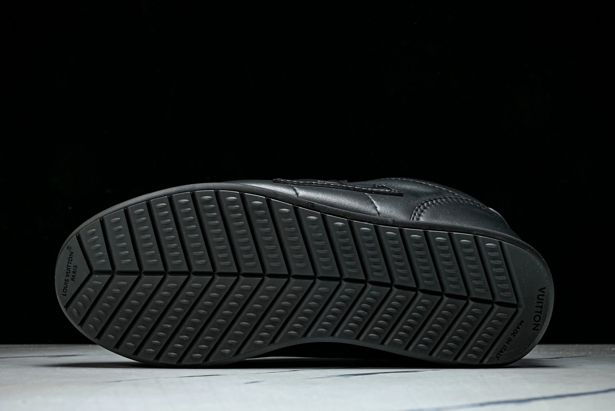 Louis Vuittоп Buttersoft 'Black'