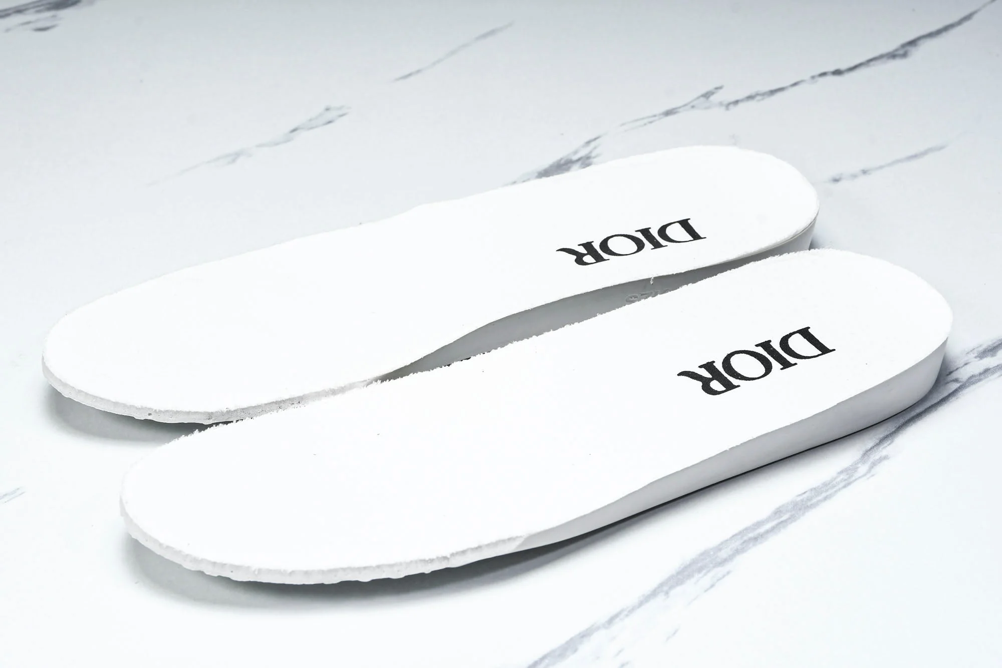 D1or B23 High 'Oblique Black White'