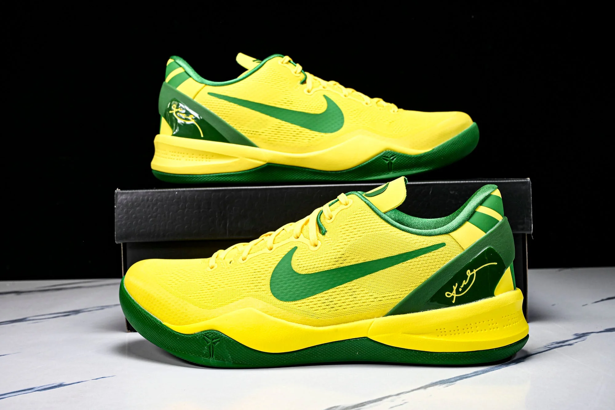 Kobe 8 Protro Oregon Ducks PE 'Yellow'