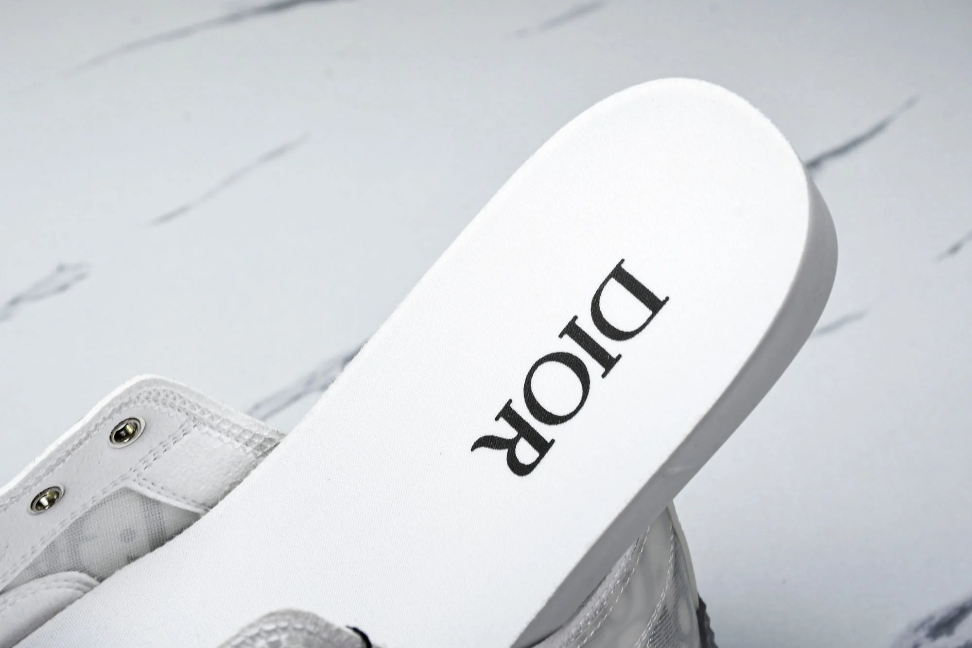 D1or B23 Low 'Oblique Silver'