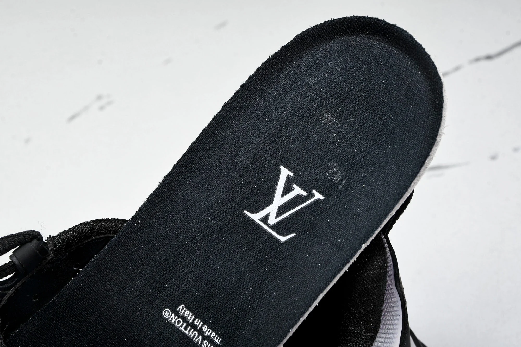 Louis Vuittоп Runner Tatic Sneaker 'Black White'