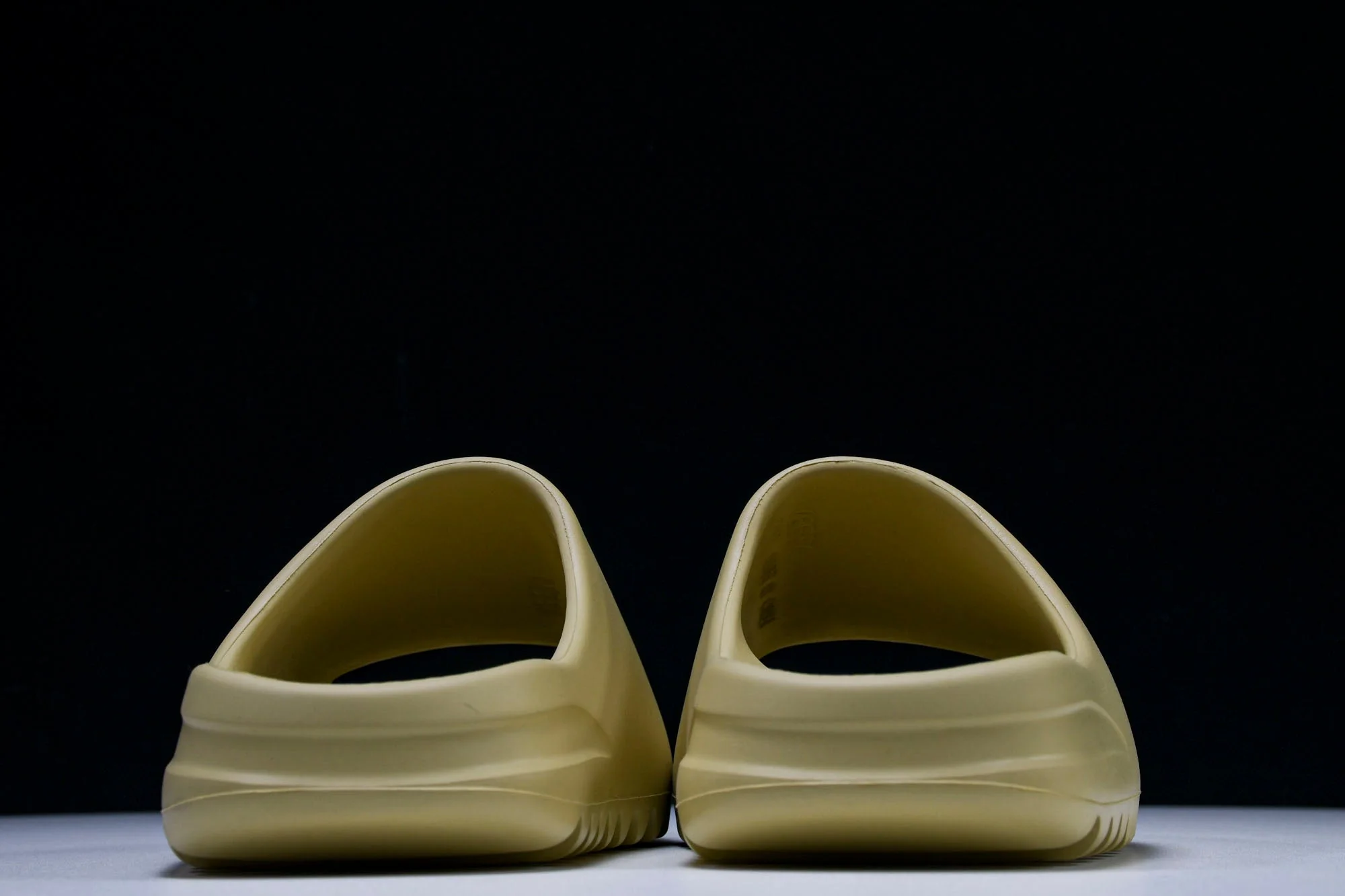 Yzy Slide 'Desert Sand'