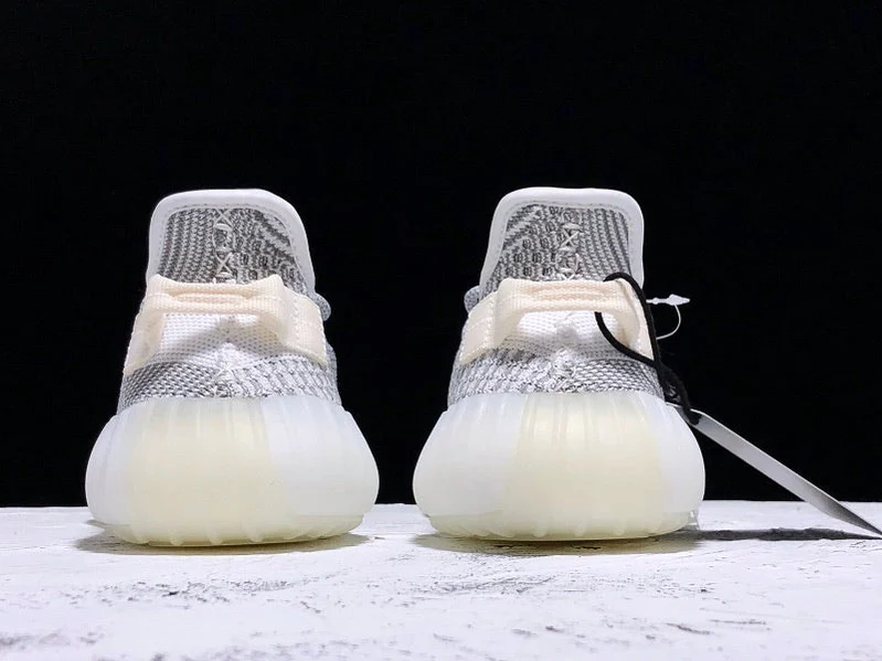 Yzy Boost 350 v2 Static Non-Reflective