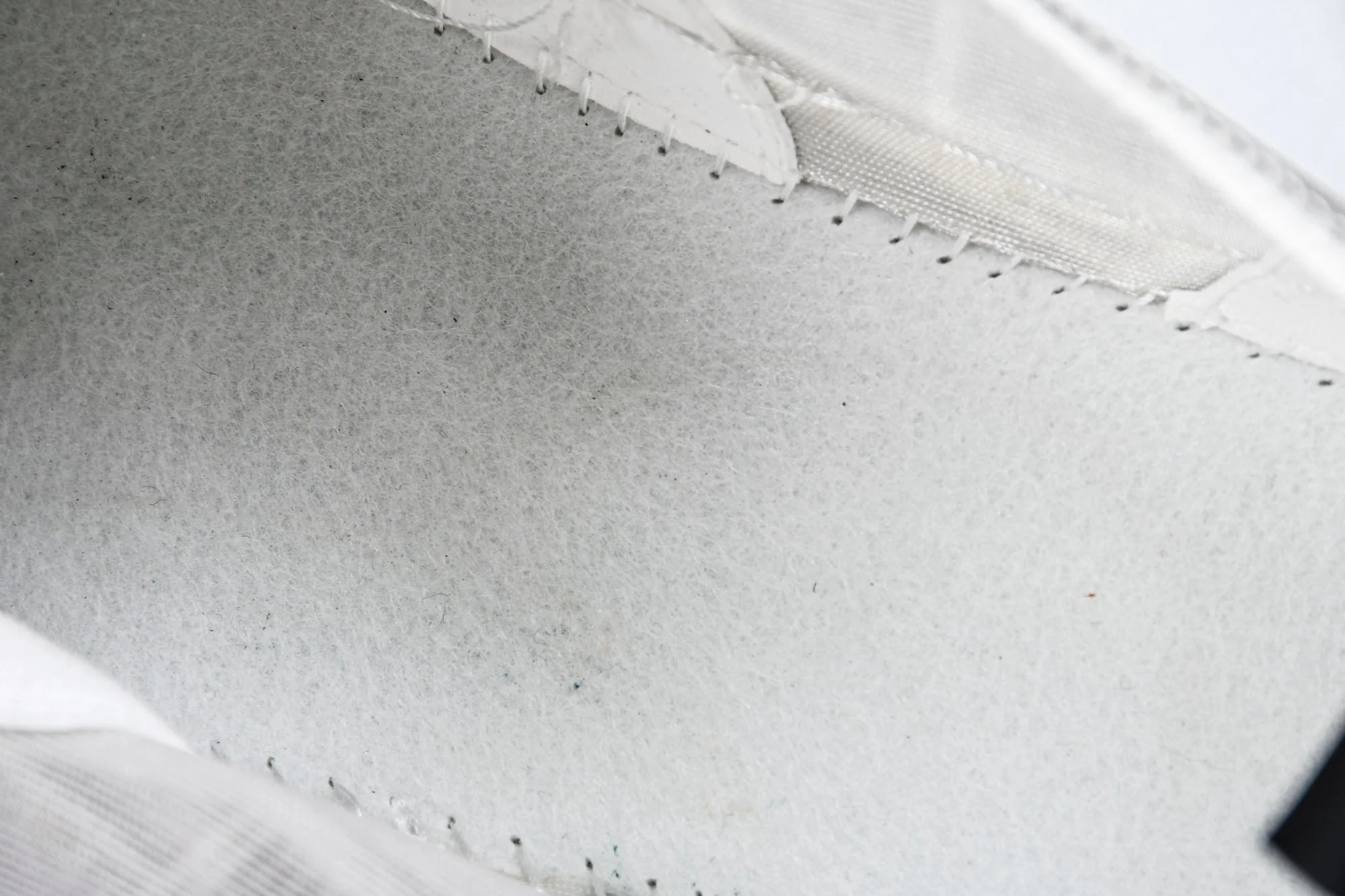 D1or B23 Low 'Newsprint'