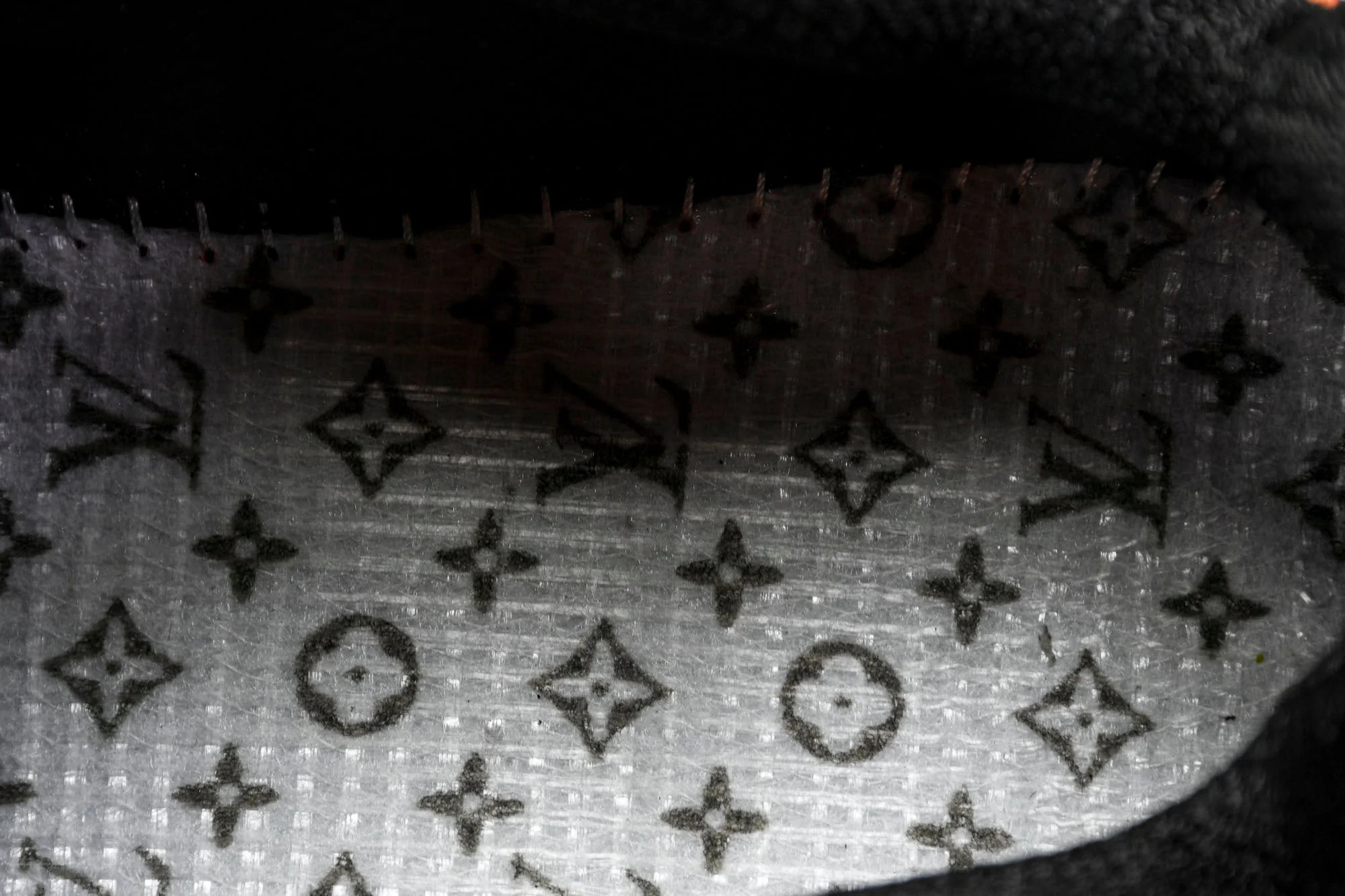 Louis Vuittоп Runner Tatic Sneaker 'Black Orange'