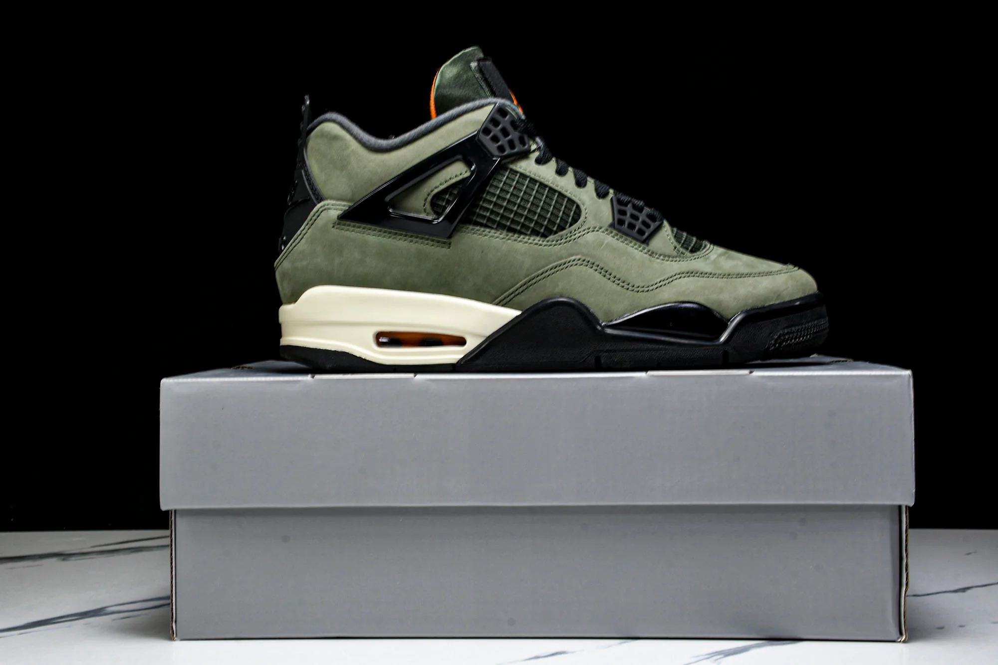 AJ4 Retro x Undefeated (2025 Version) 'UNDFTD'