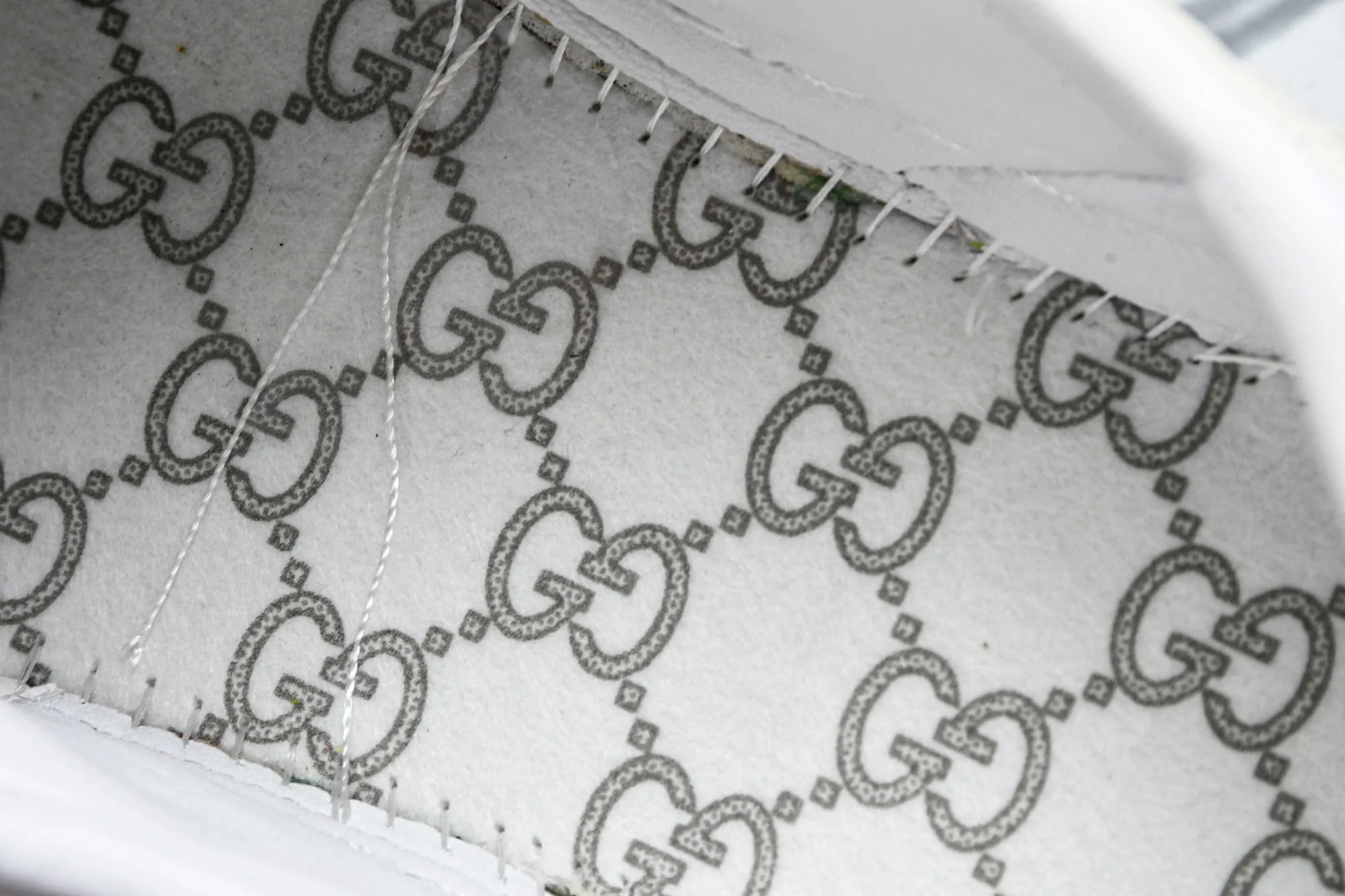 Guссi Ace Web 'Embossed White Monogram'