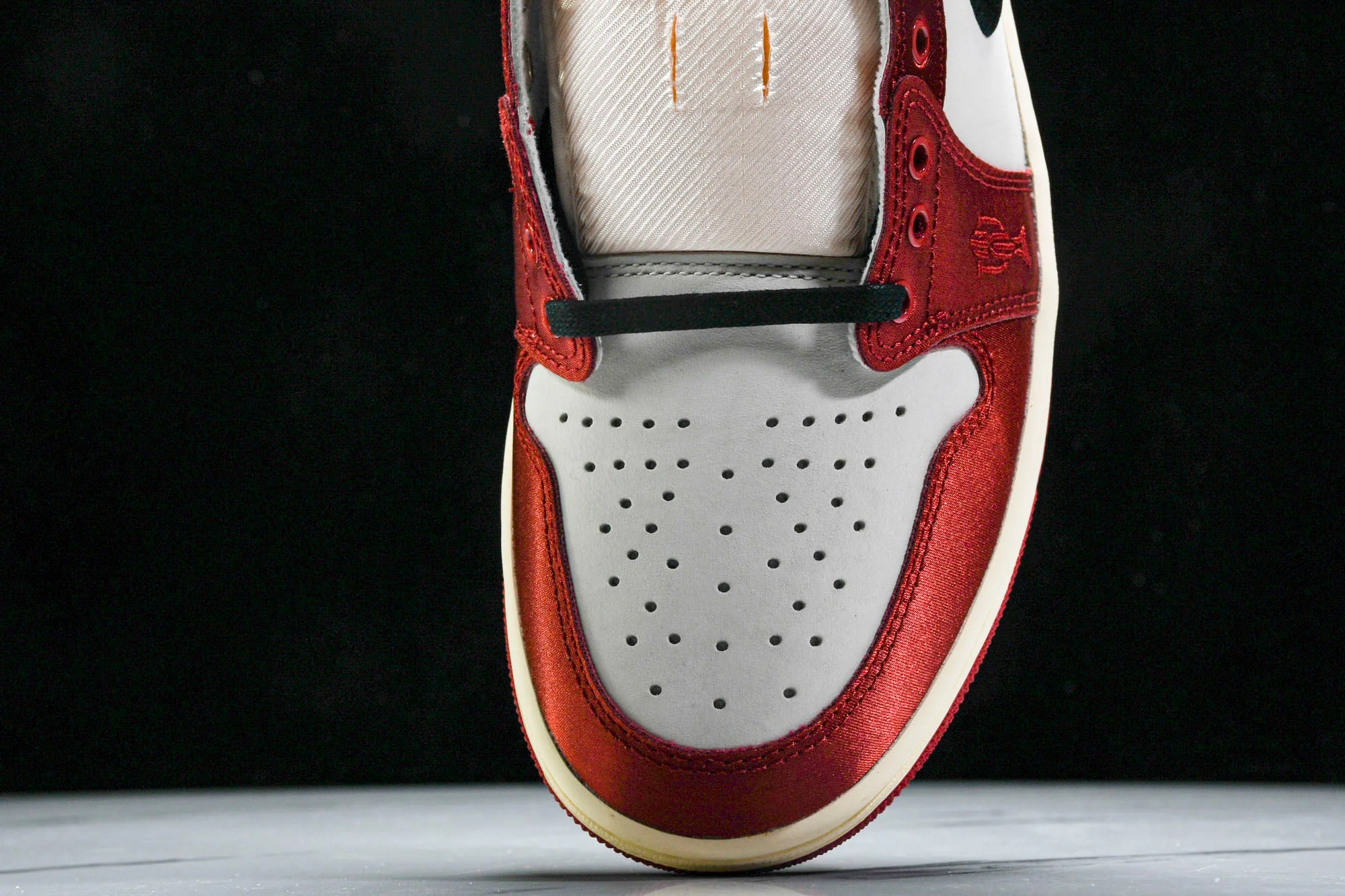 AJ1 Retro Low OG x Trophy Room 'Rookie Card - Away'