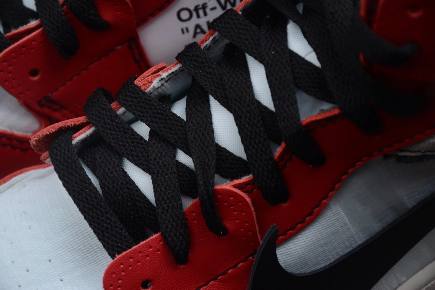 Off-White AJ1 Retro High Chicago