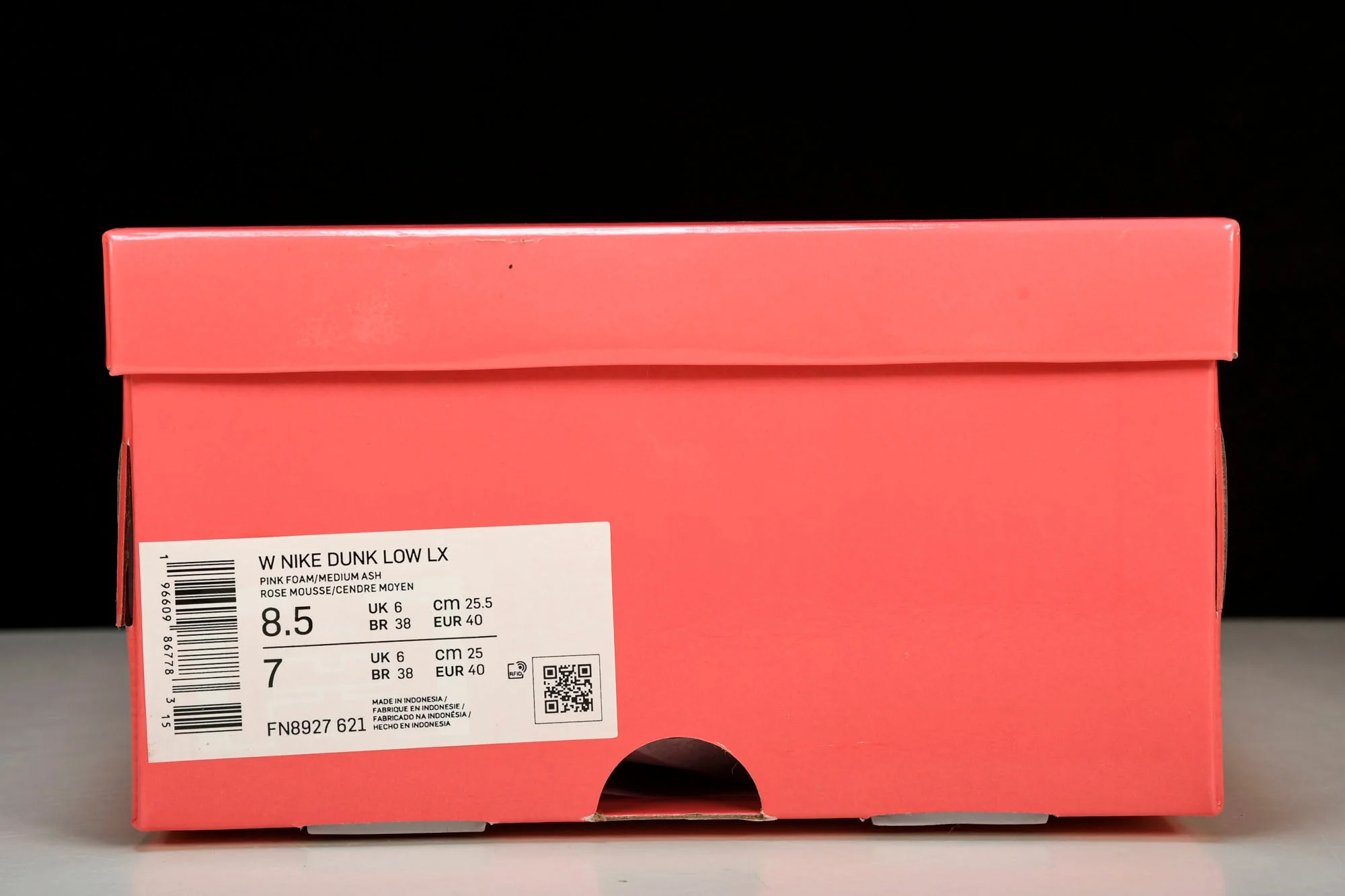 SB Dnk Low LX 'Barbie'