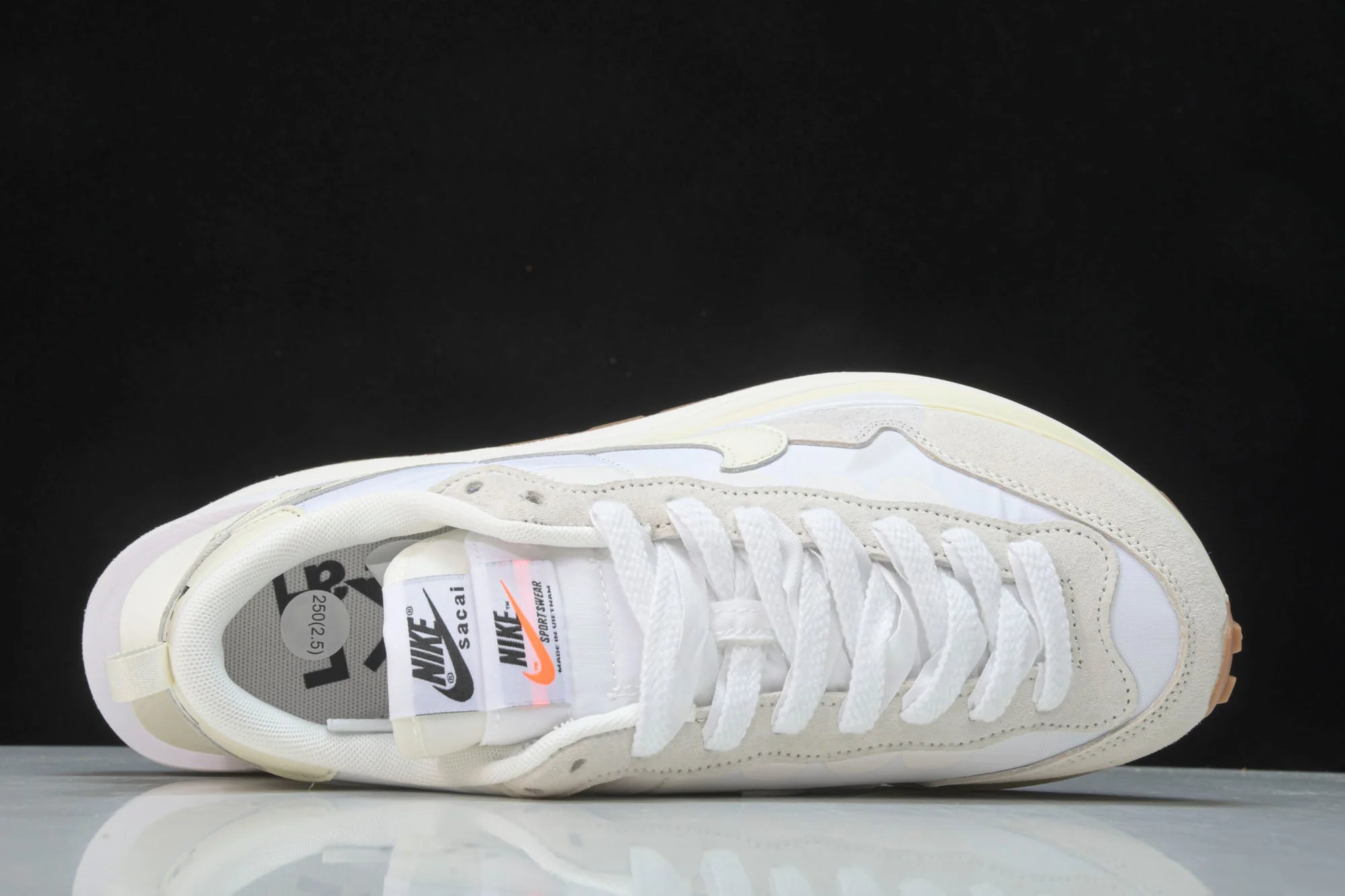 Sacai VaporWaffle 'Sail Gum'