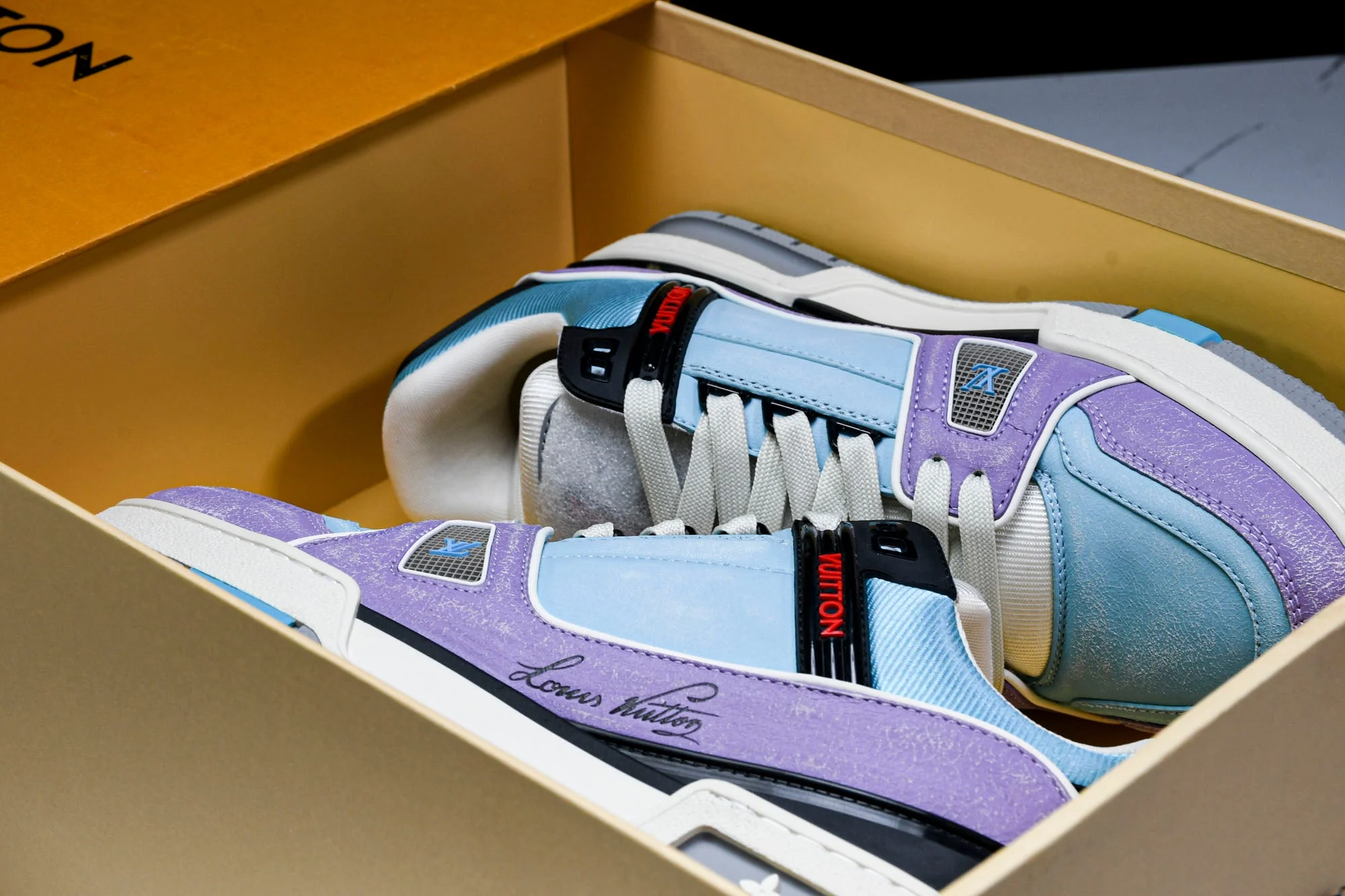 Louis Vuittоп Trainer Low 'Blue Multi'