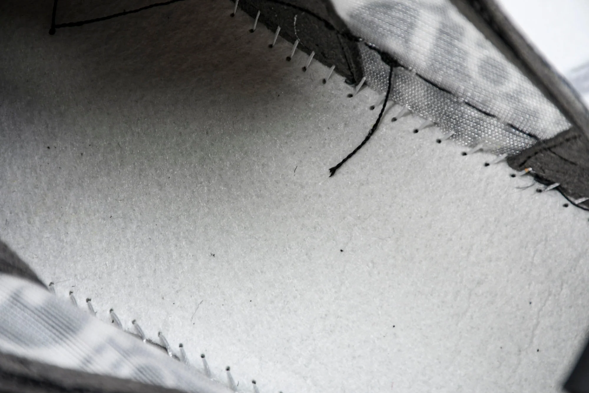 D1or B23 Low 'Oblique Black'