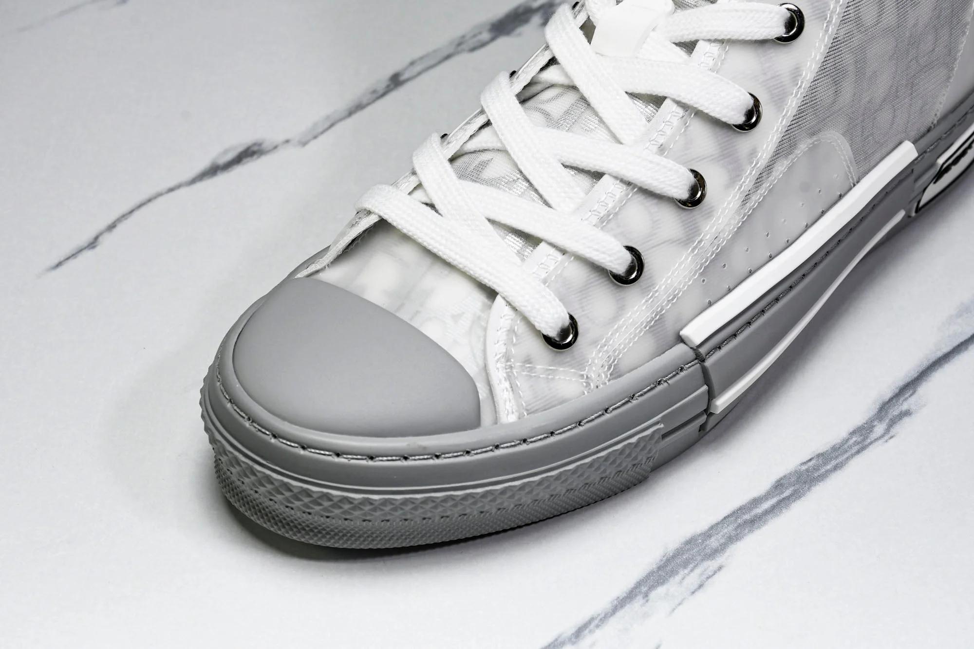 D1or B23 High 'Oblique Silver'