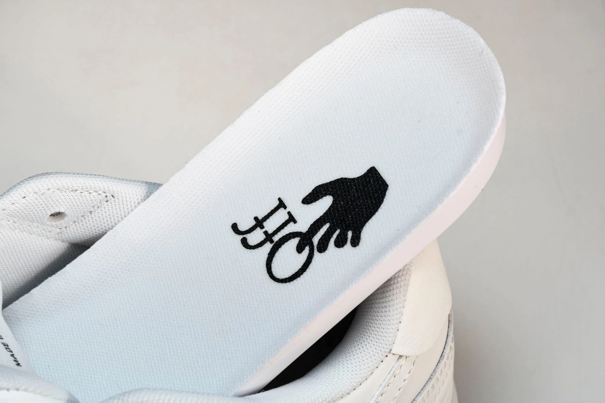 Off-White Out Of Office OOO Low Top 