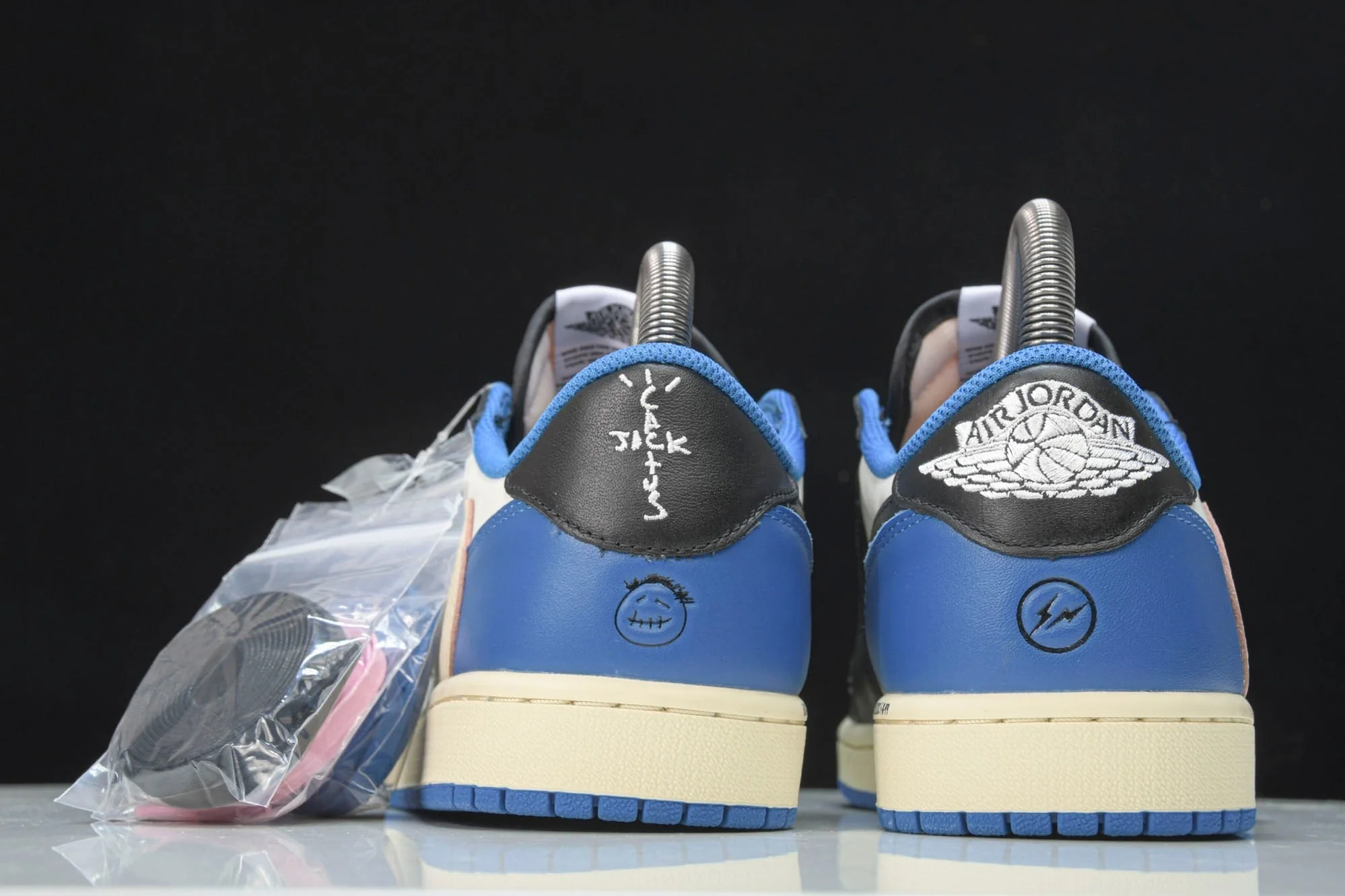 Travis Scott AJ1 Low x Fragment 'Military Blue'