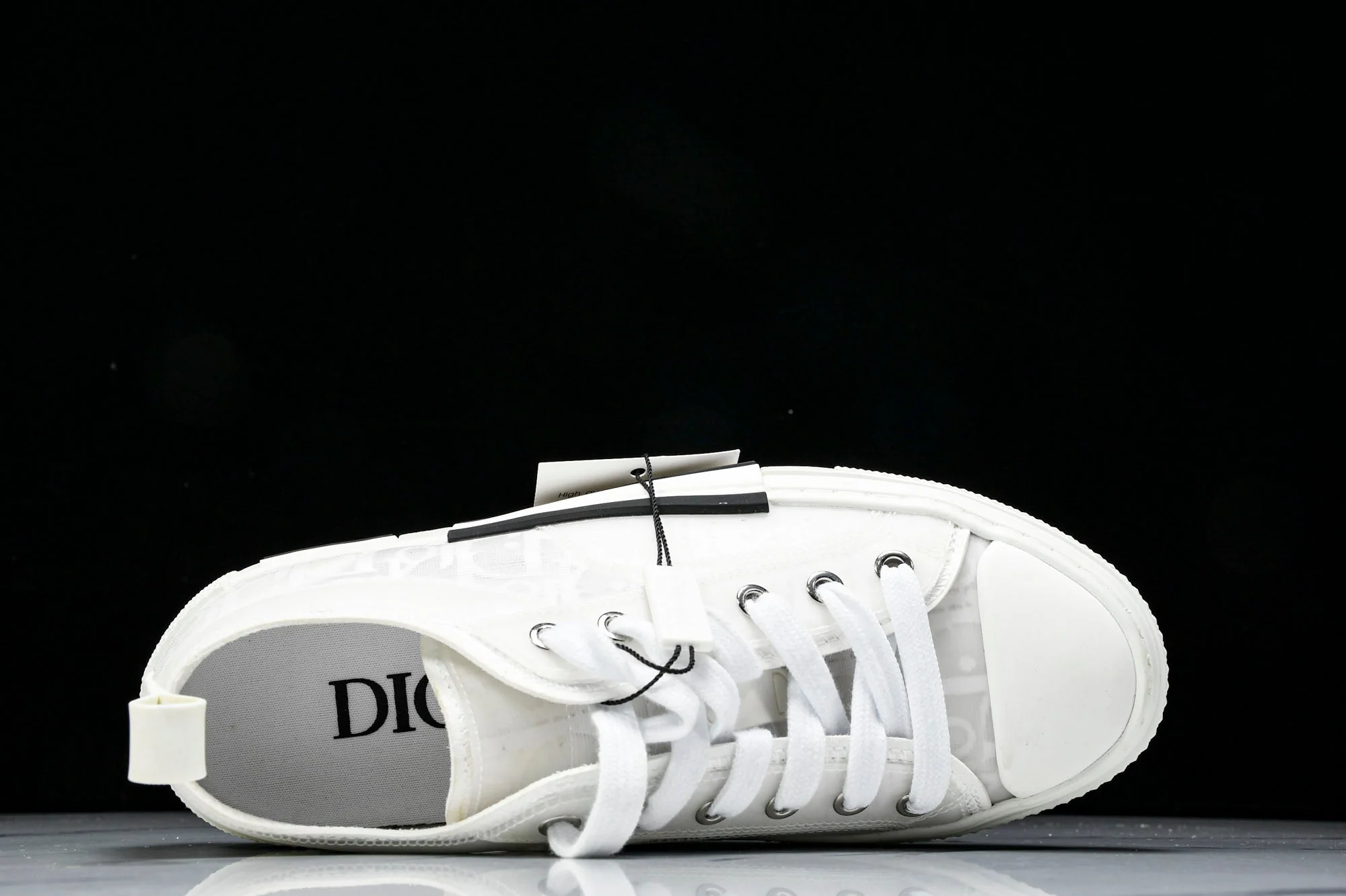 D1or B23 Low 'Oblique White'