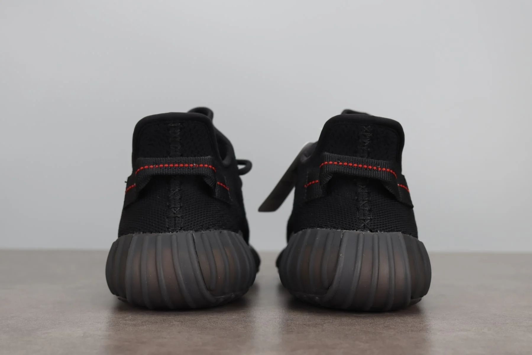 Yzy Boost 350 v2 Black Red 