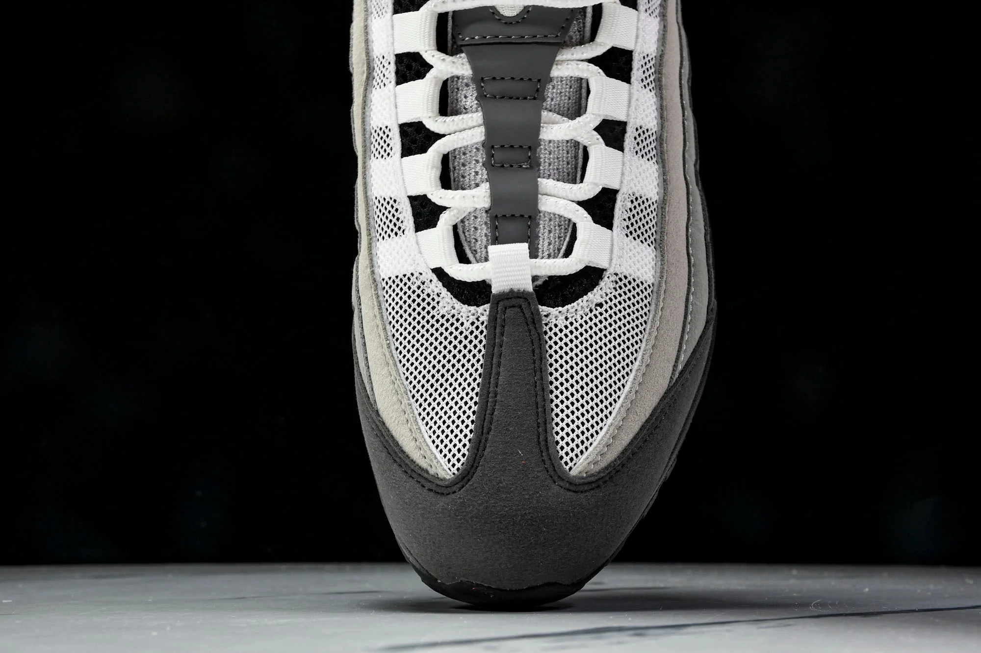 AM95 OG 'Black Anthracite'