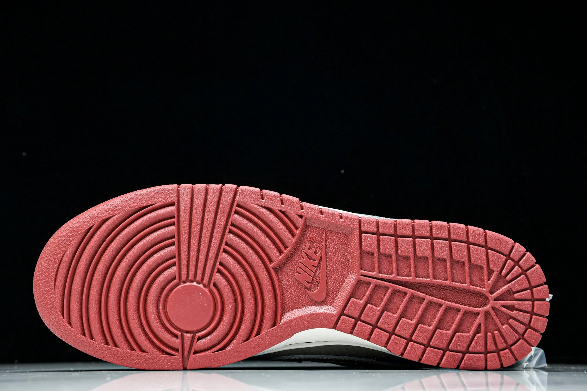 SB Dnk Low x Black Myth Wukong (Unreleased)