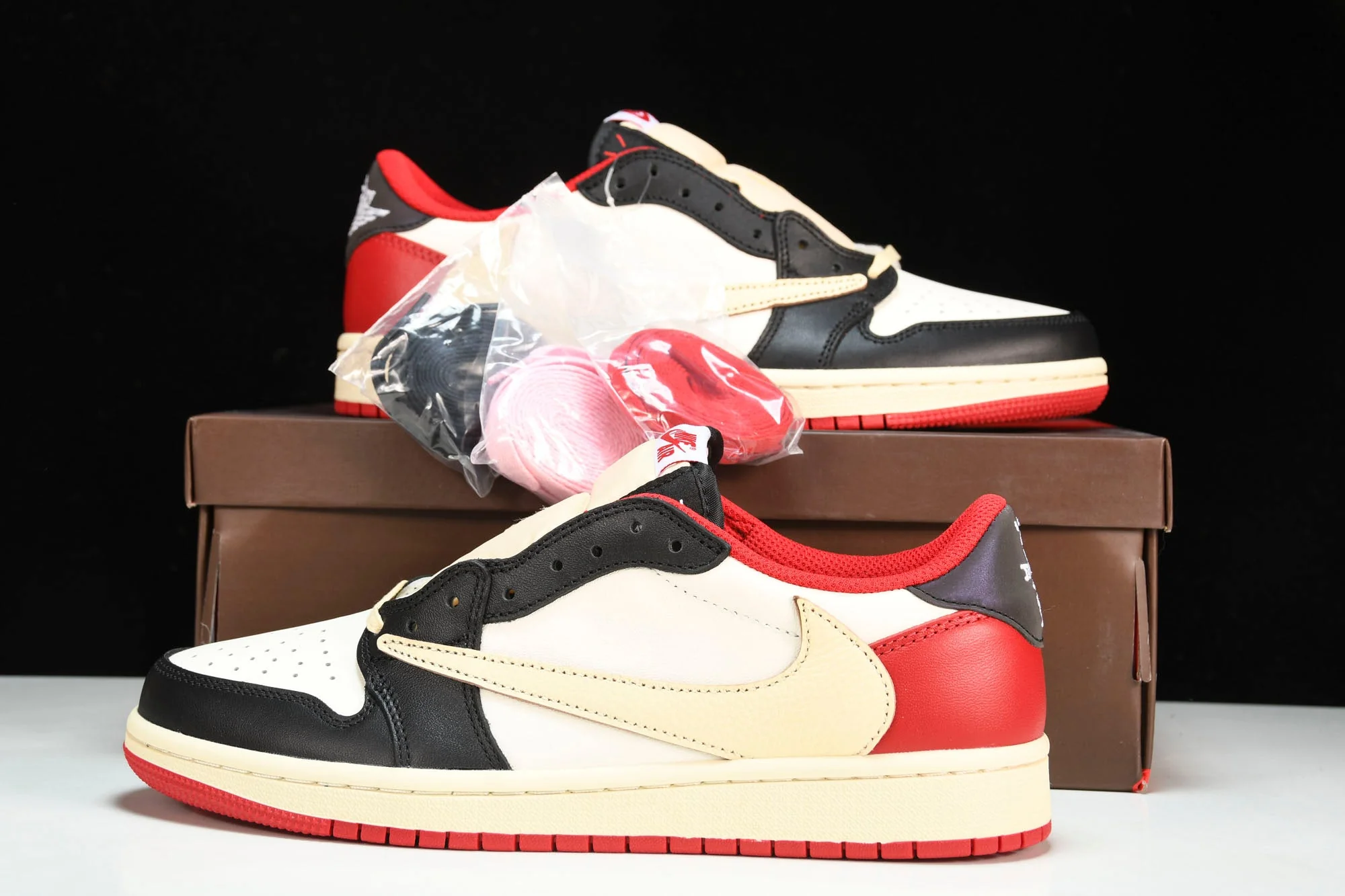 Travis Scott x AJ1 Low 'Red & Black' (Unreleased)