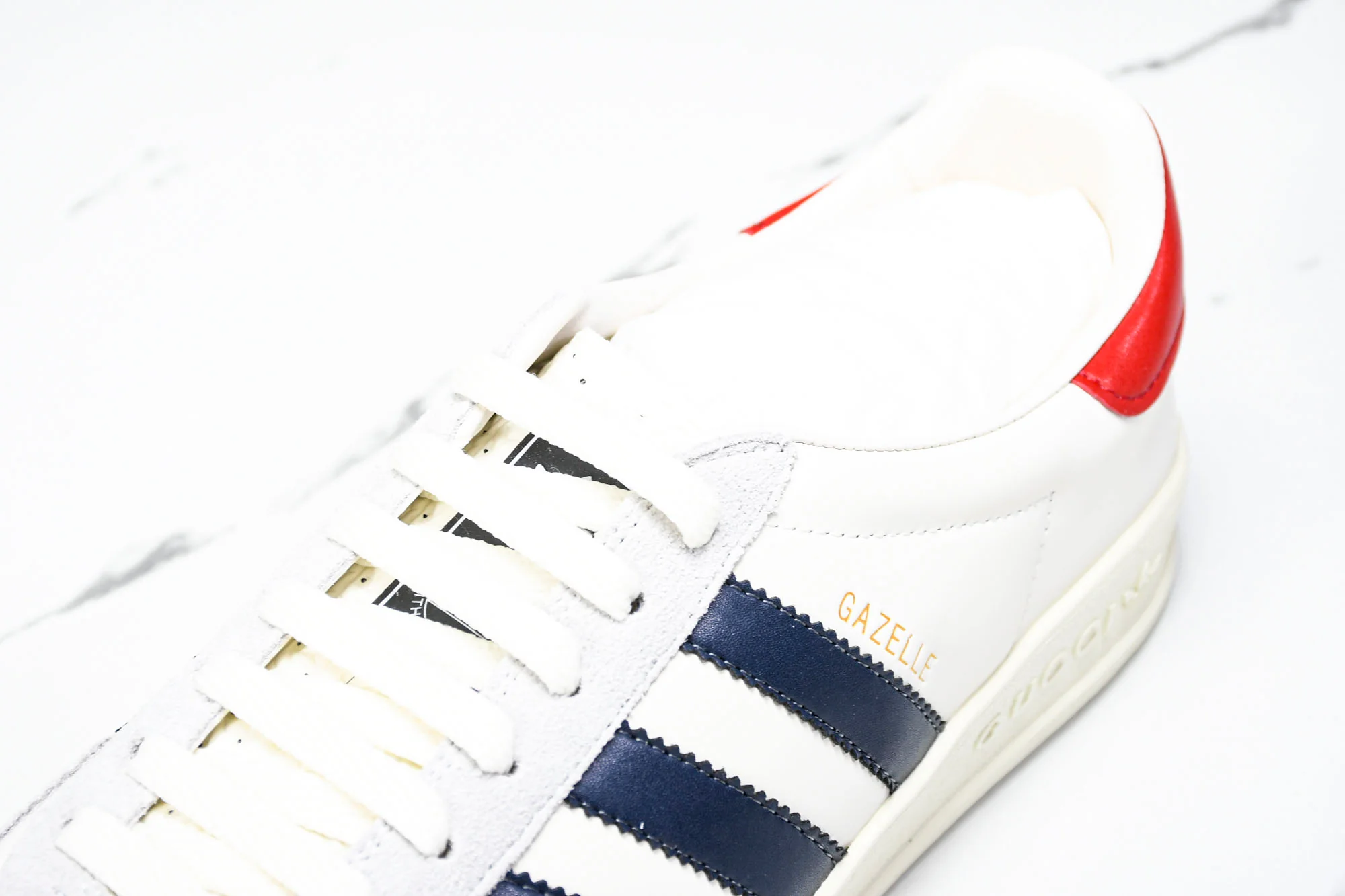 Guссi x Gazelle 'White'