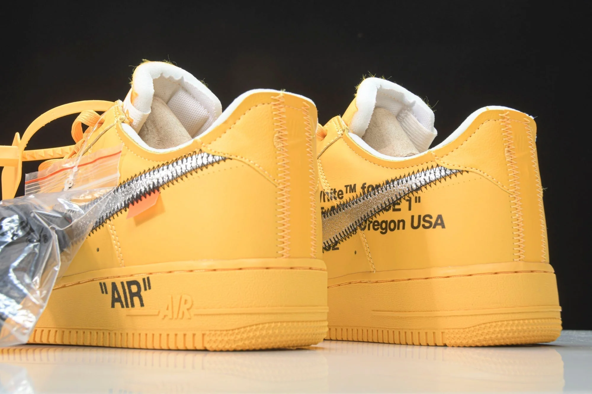 Off-White AF1 'University Gold'