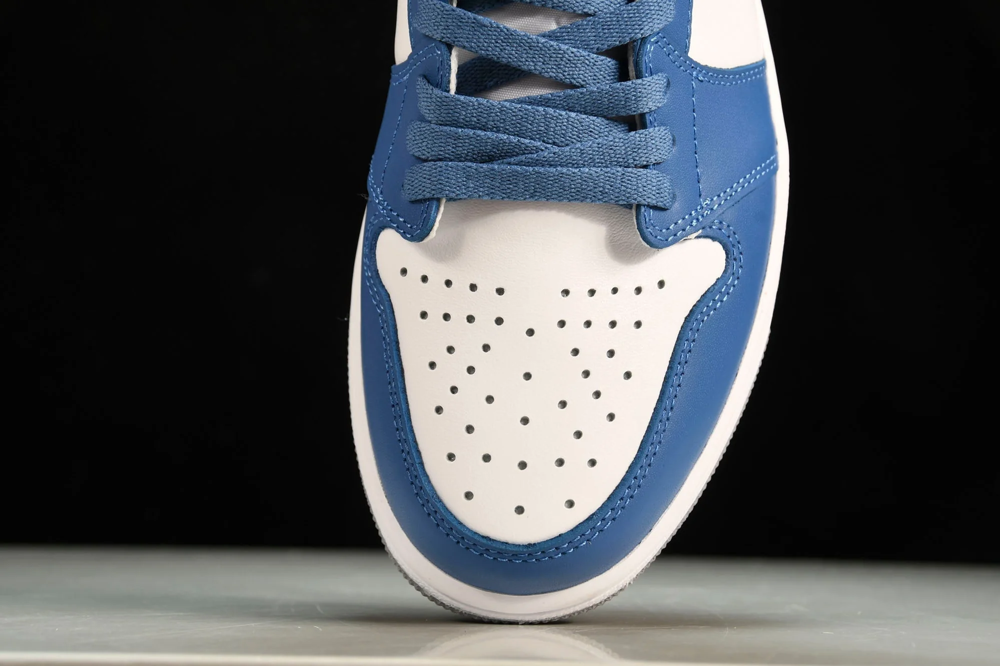 AJ1 Retro High OG 'True Blue'