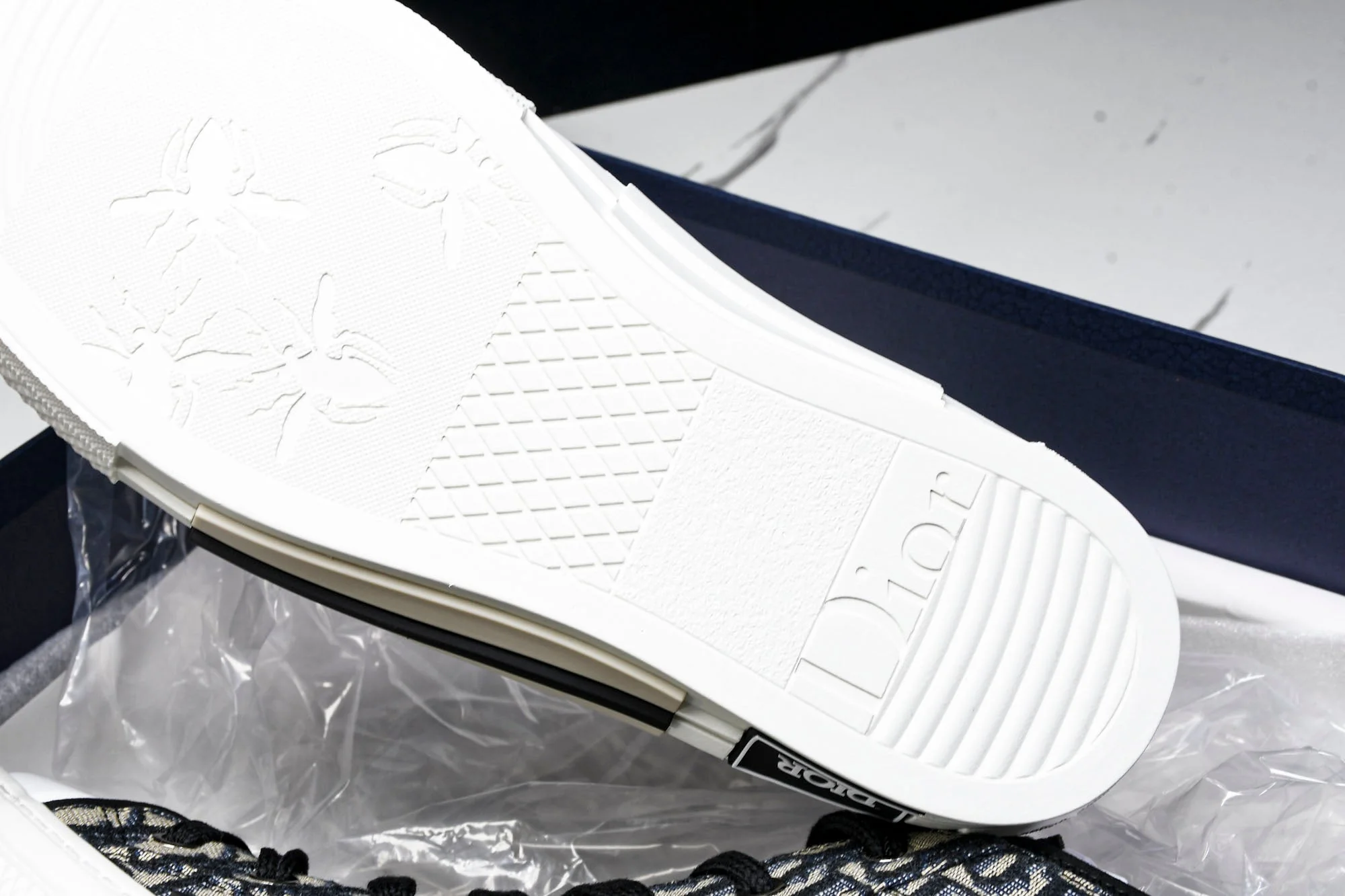 D1or B23 High 'Oblique Jacquard'