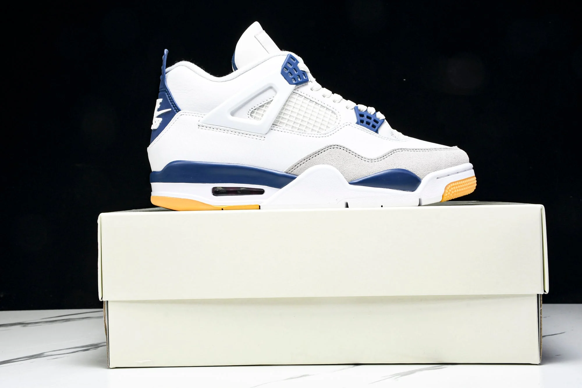 AJ4 Retro SB 'Navy'