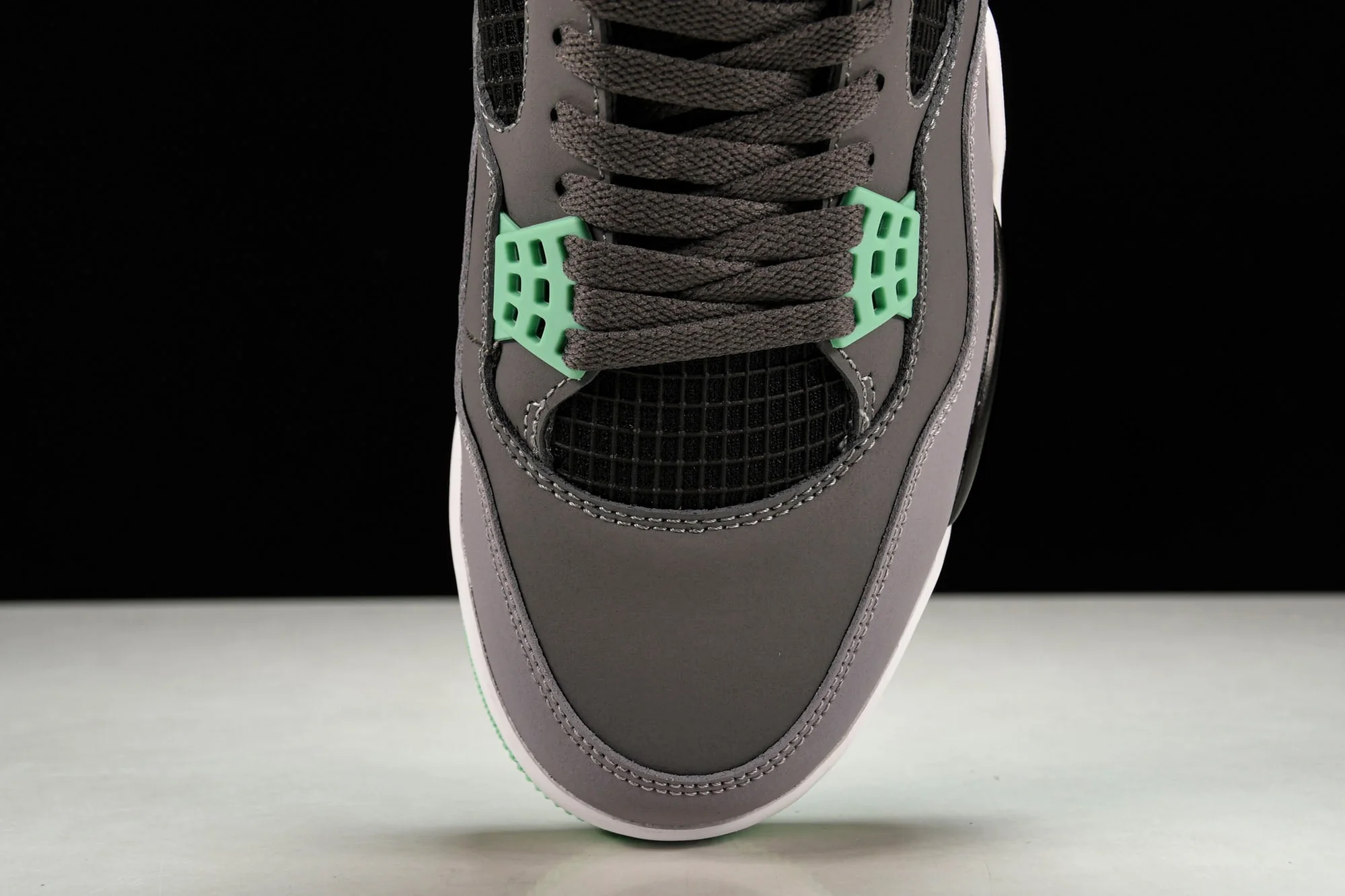 AJ4 Retro 'Green Glow'