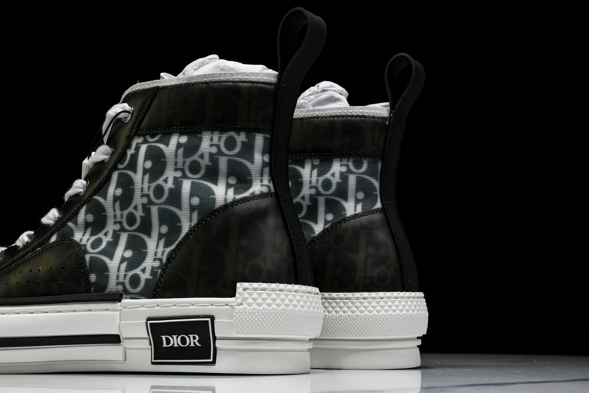 D1or B23 High 'Oblique Black White'