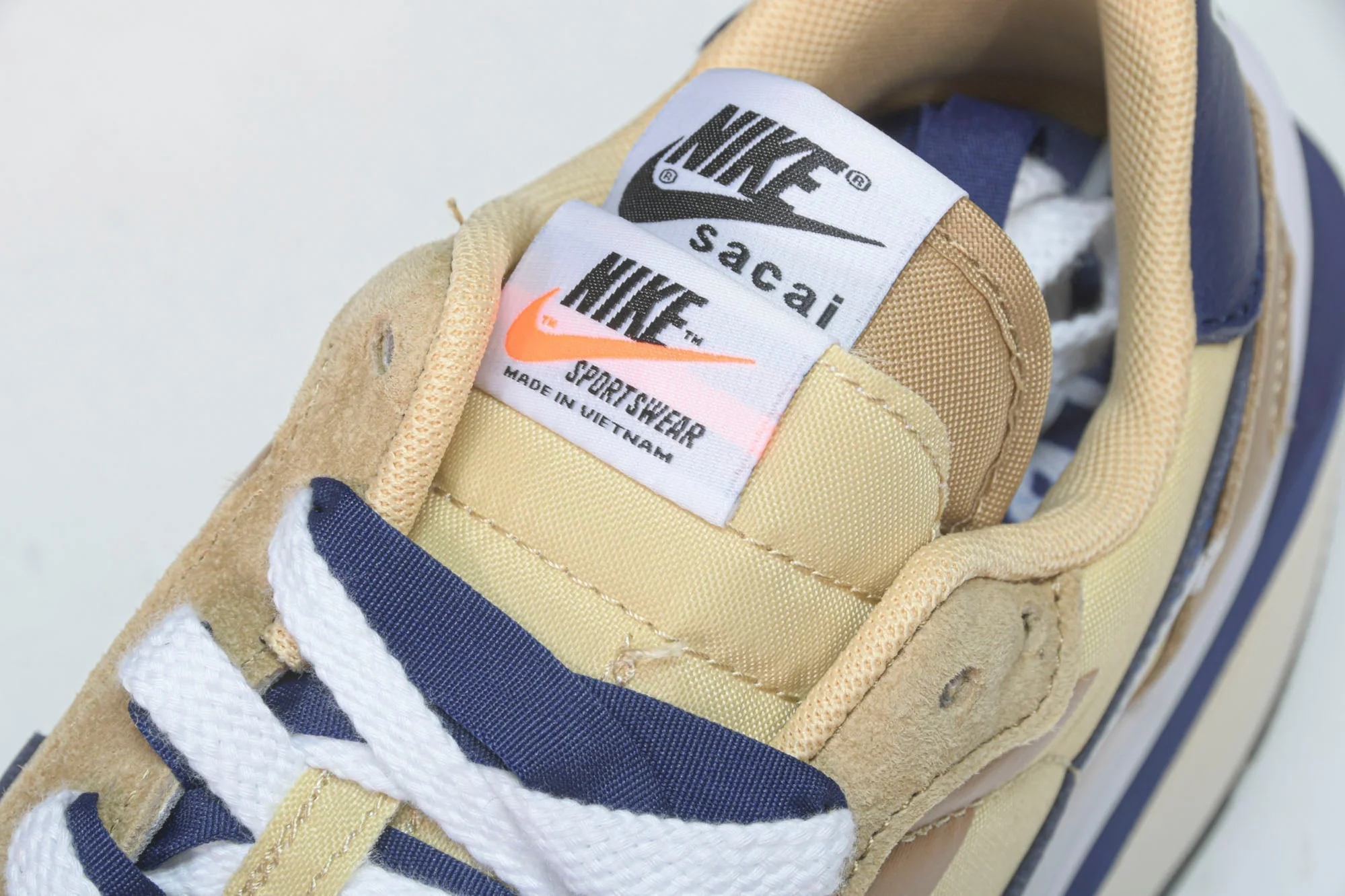 Sacai VaporWaffle 'Sesame'