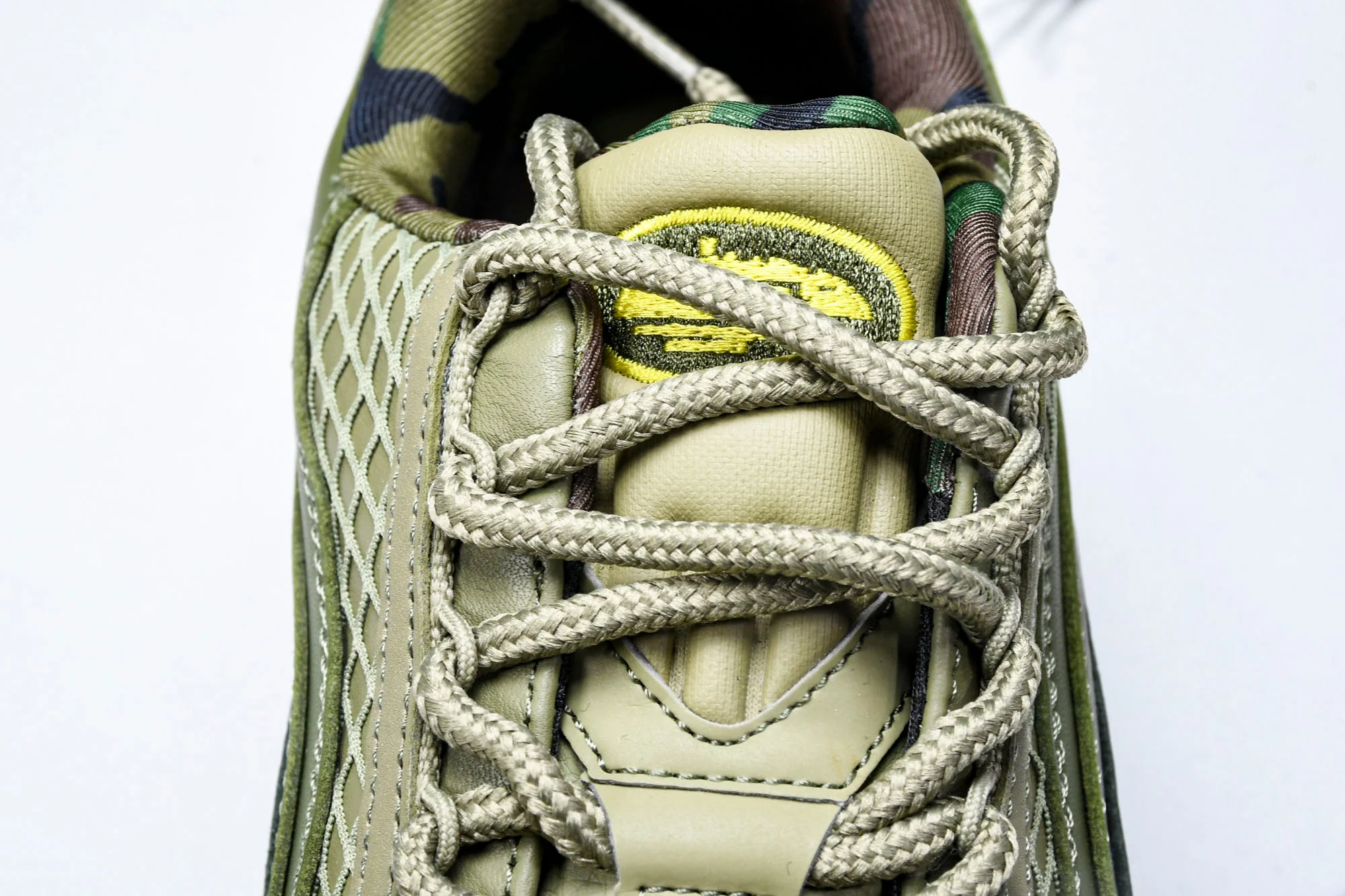 Corteiz x AM95 'Gutta Green'