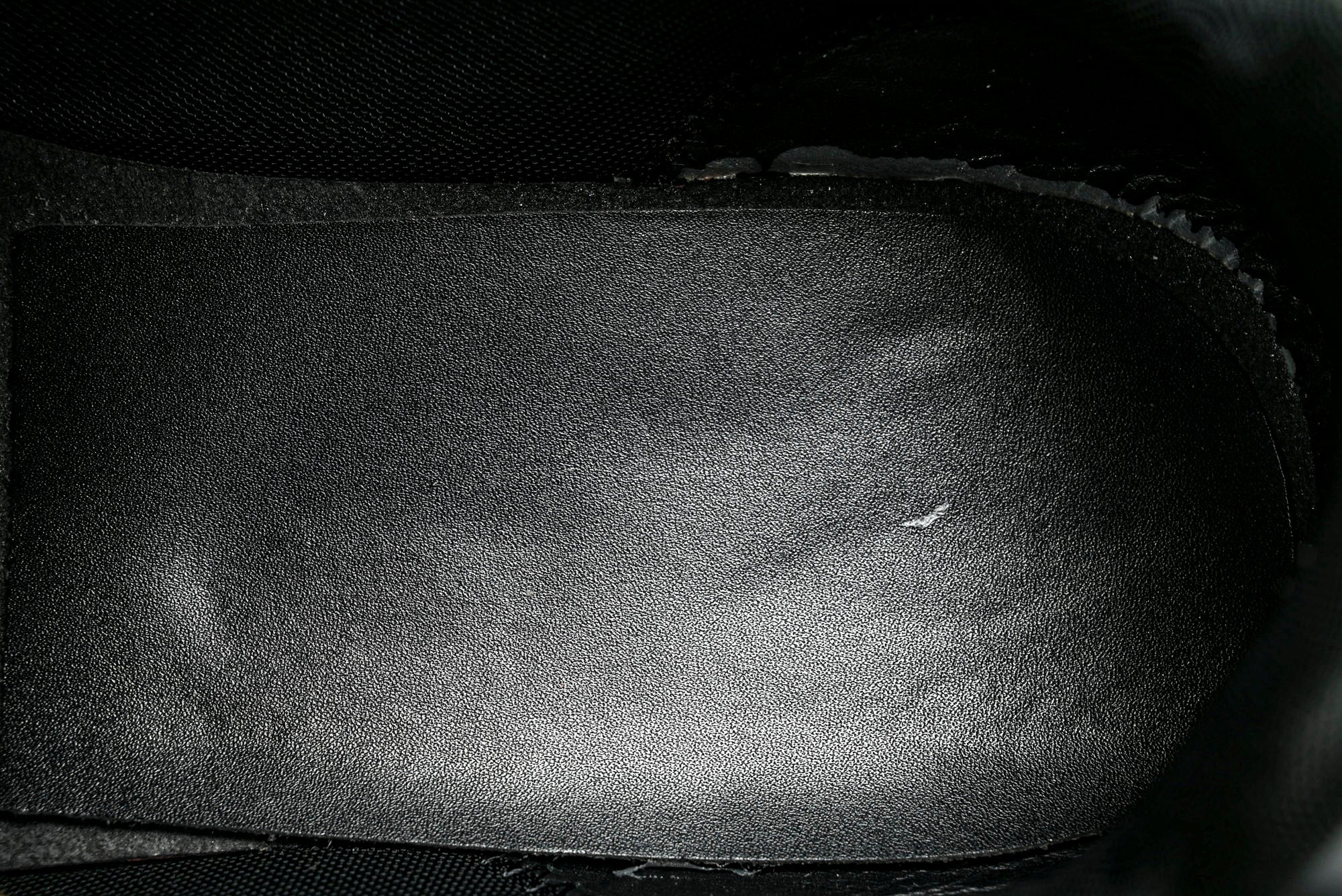 Louis Vuittоп Buttersoft 'Black'