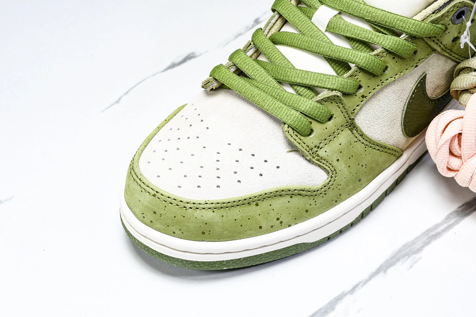 SB Dnk Low x Yuto Horigome 'Asparagus Matcha'