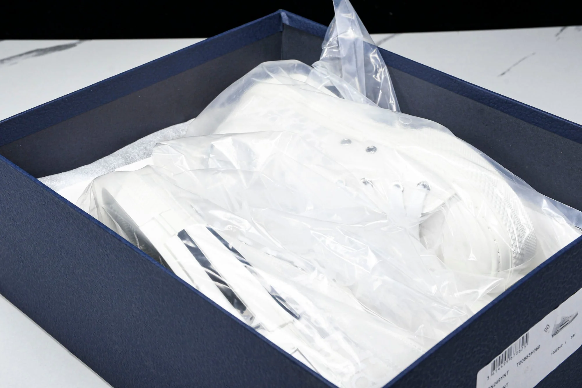 D1or B23 Low 'Oblique White'