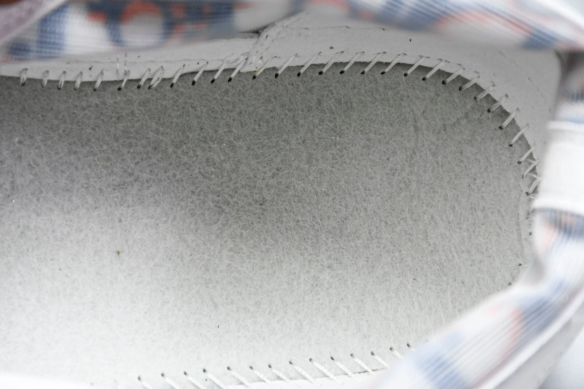 D1or B23 High 'Oblique Red Blue Pixel'